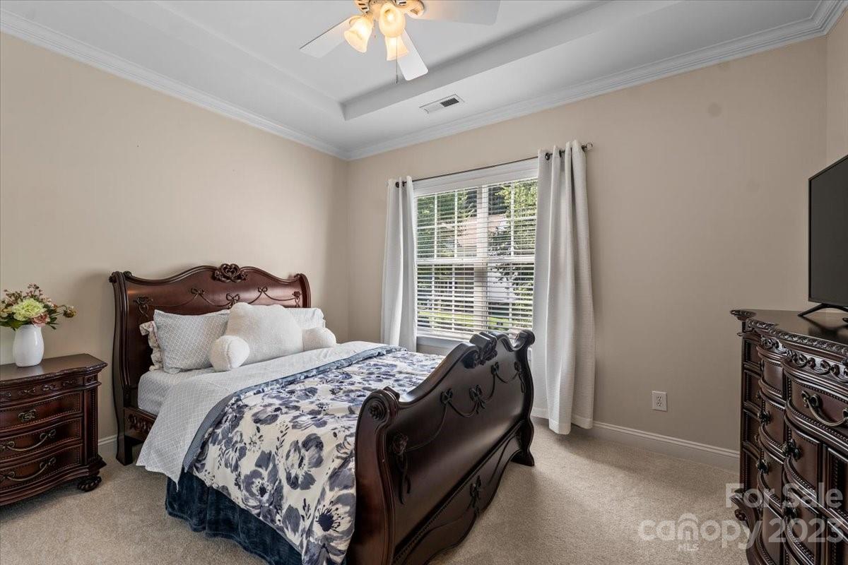 9611 Willow Leaf Lane Property Photo 33