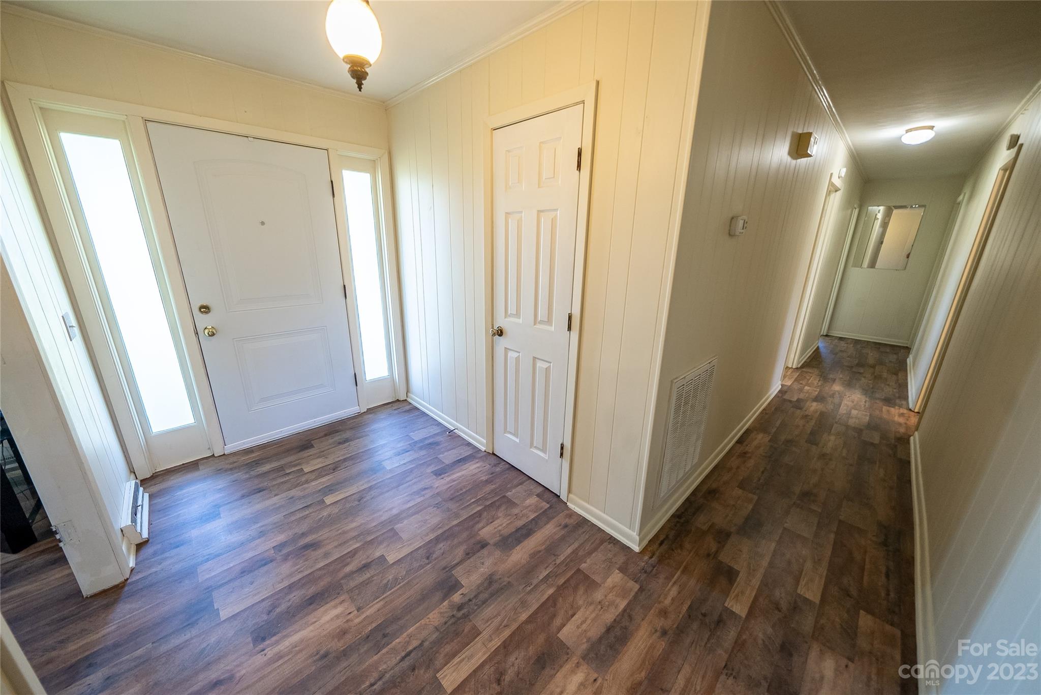 2324 Seymore Avenue Property Photo 16