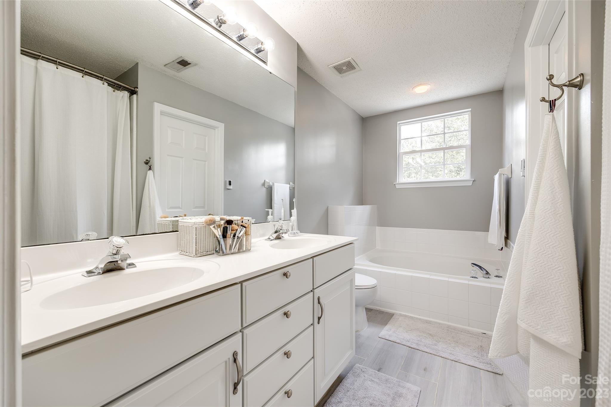 11519 Withers Mill Drive Property Photo 20