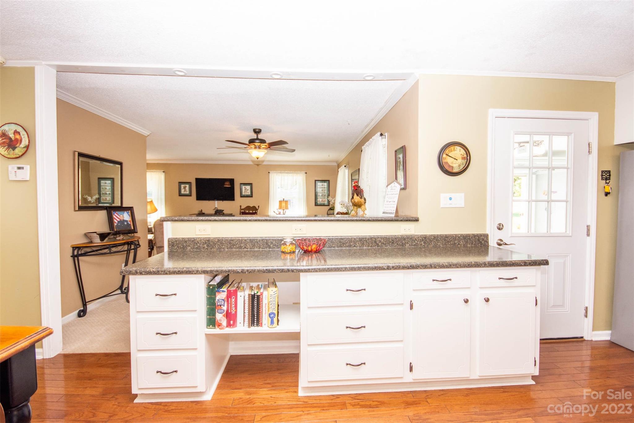 177 Northmont Drive Property Photo 12