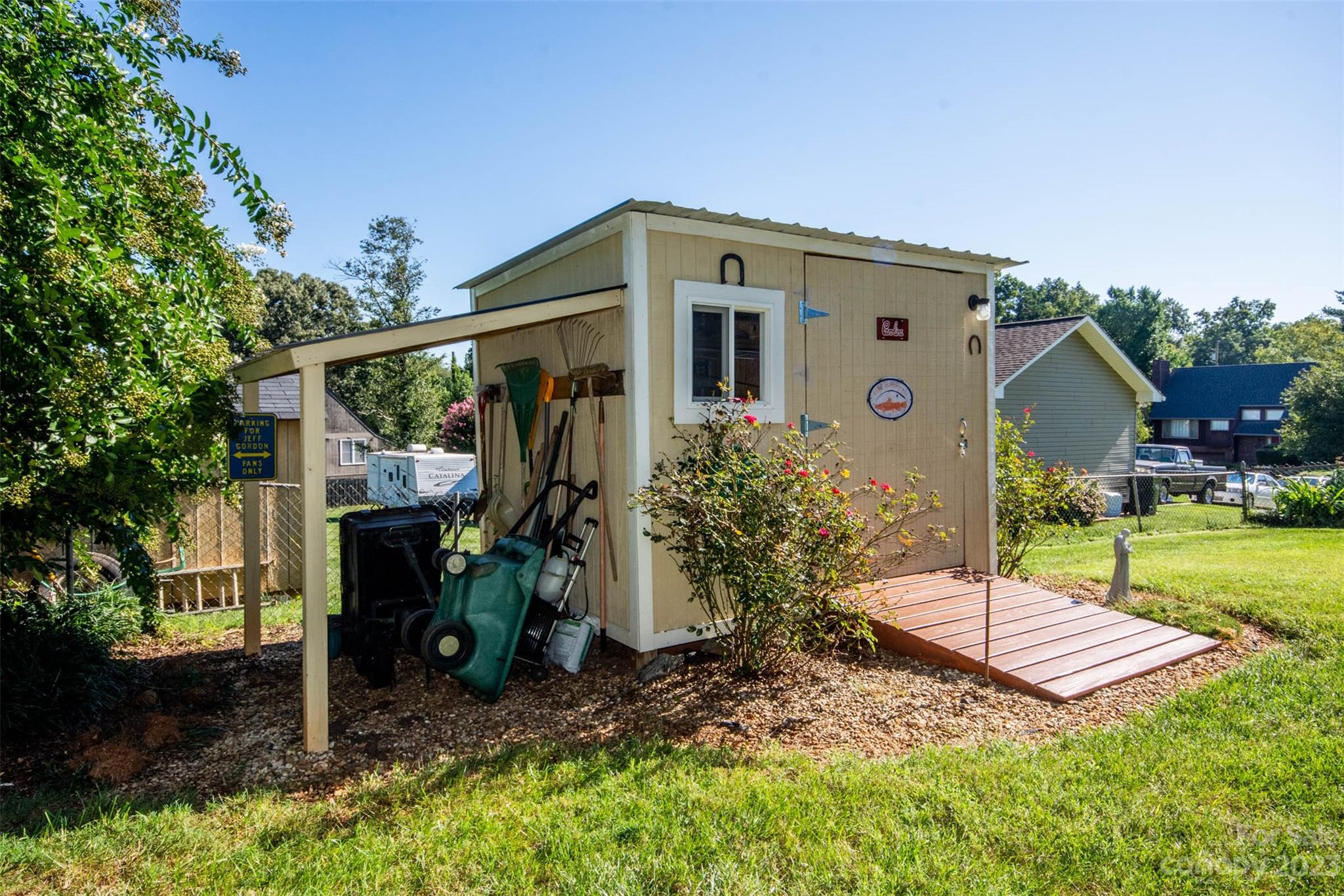 177 Northmont Drive Property Photo 40