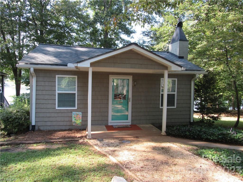 1208 Lake Drive 9 Drive Property Photo 11