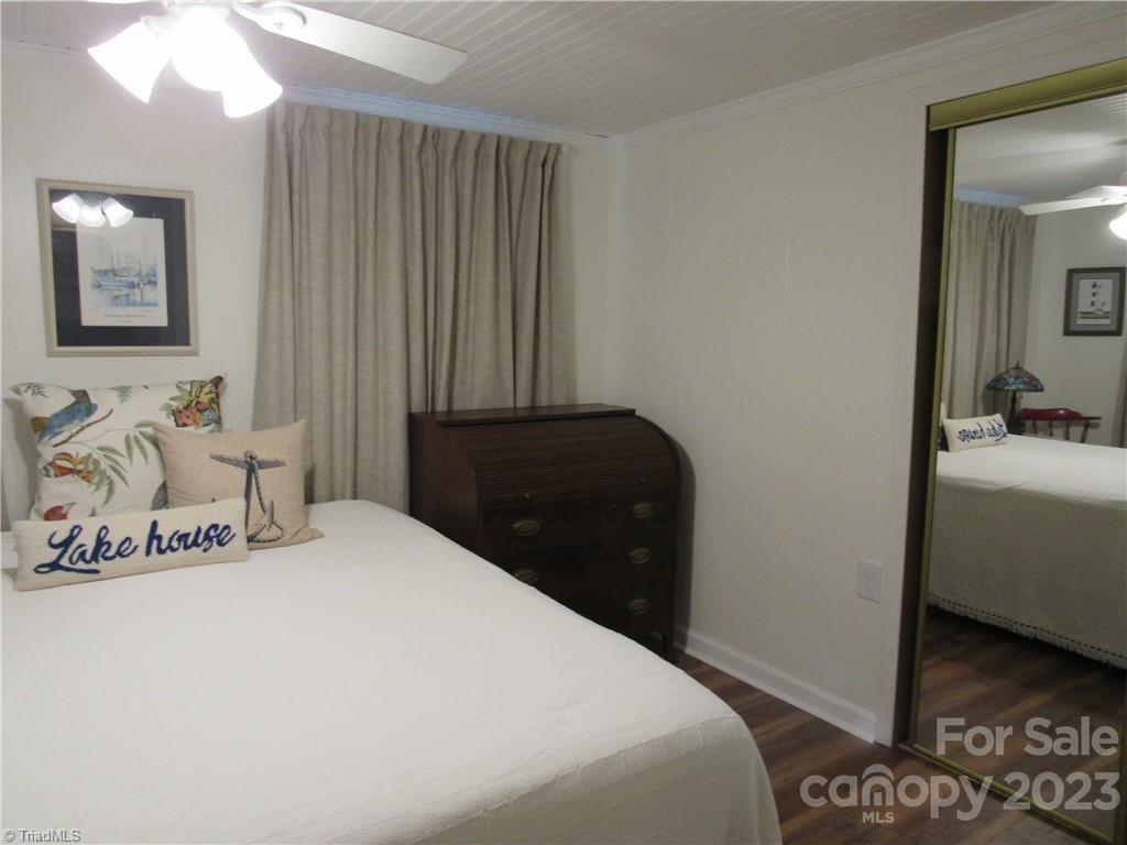 1208 Lake Drive 9 Drive Property Photo 27