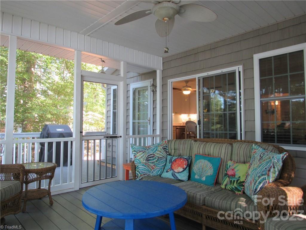 1208 Lake Drive 9 Drive Property Photo 34