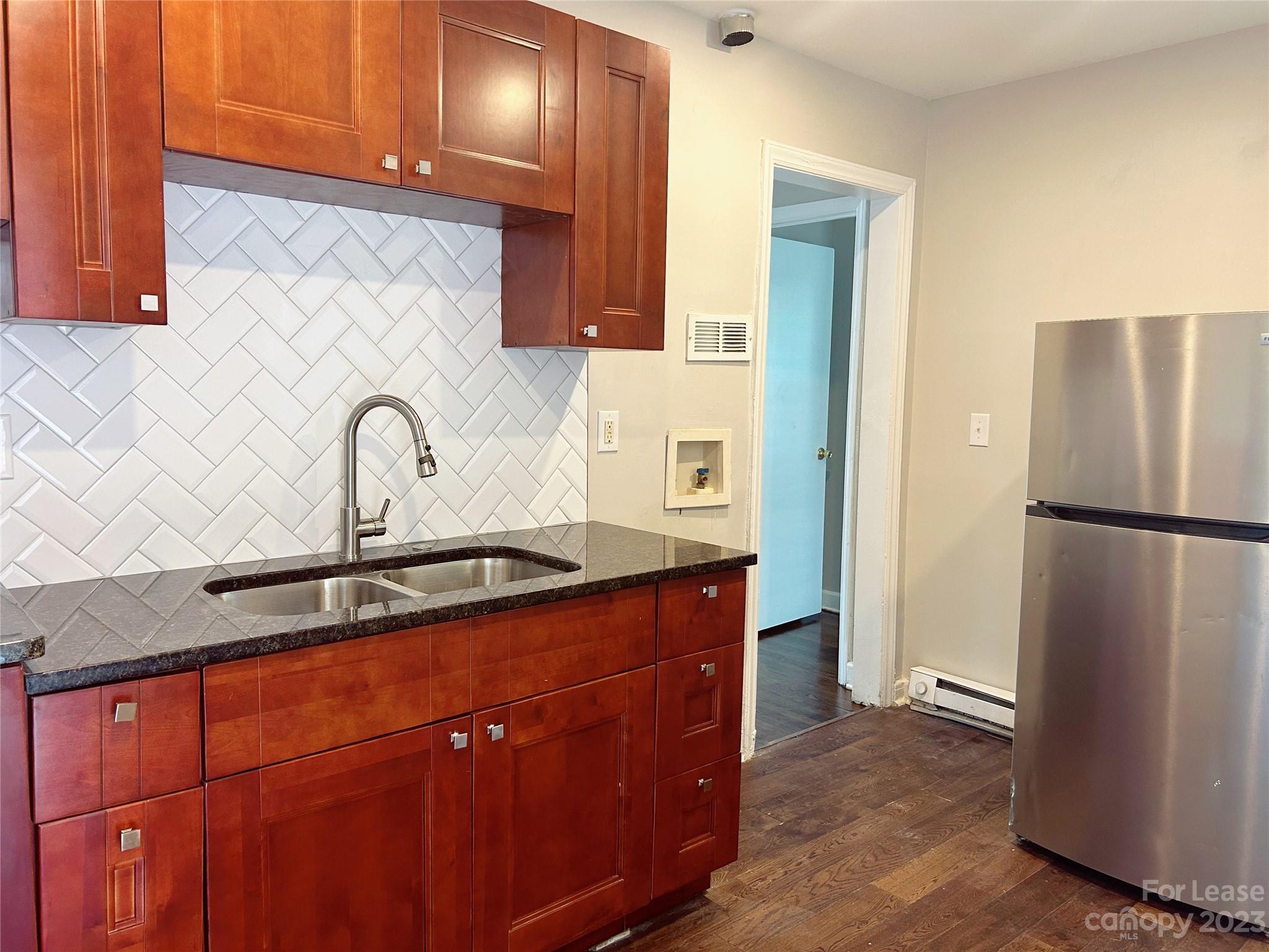 1720 Catherine Simmons Avenue 1 Property Photo 5
