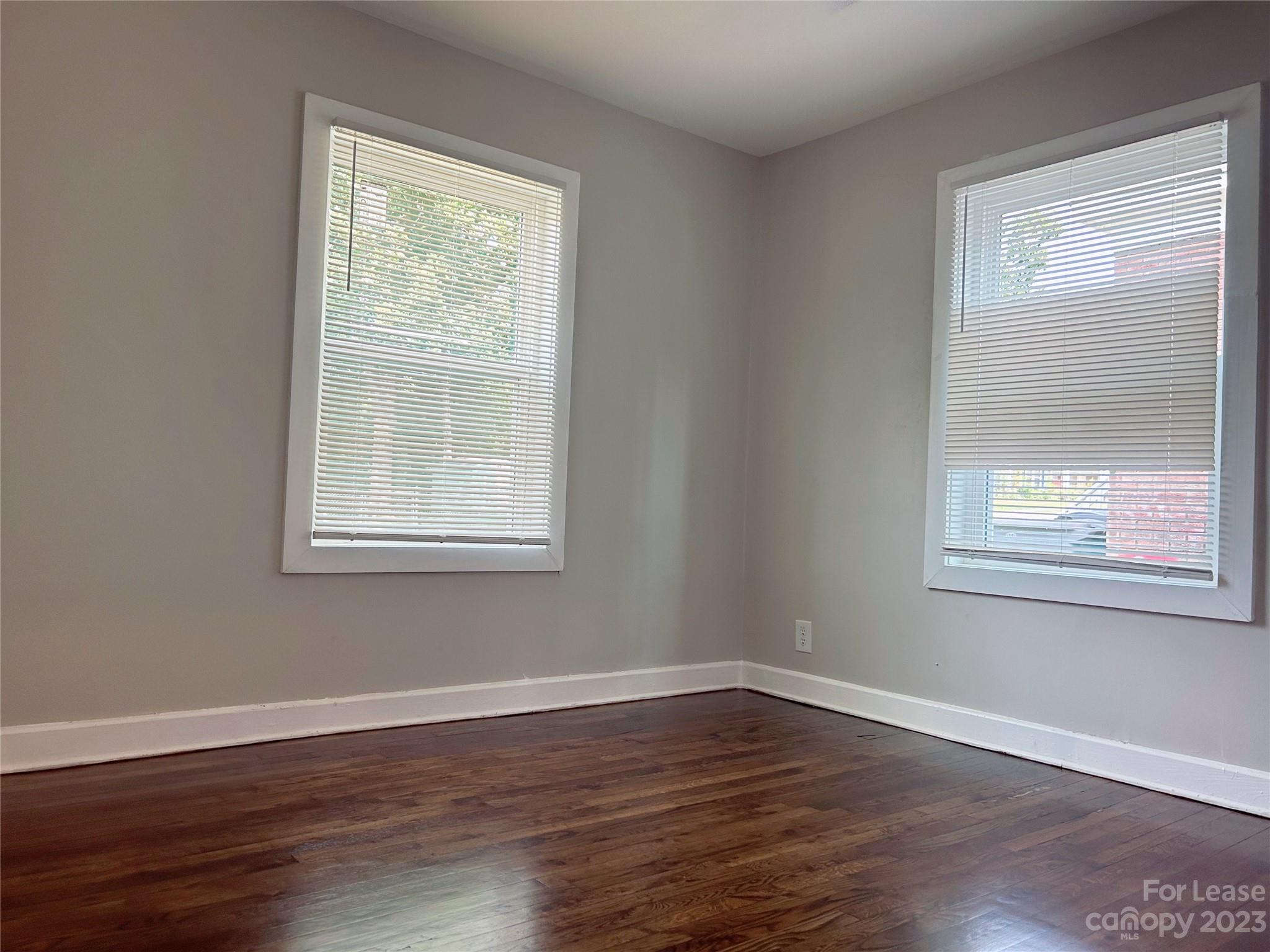 1720 Catherine Simmons Avenue 1 Property Photo 9