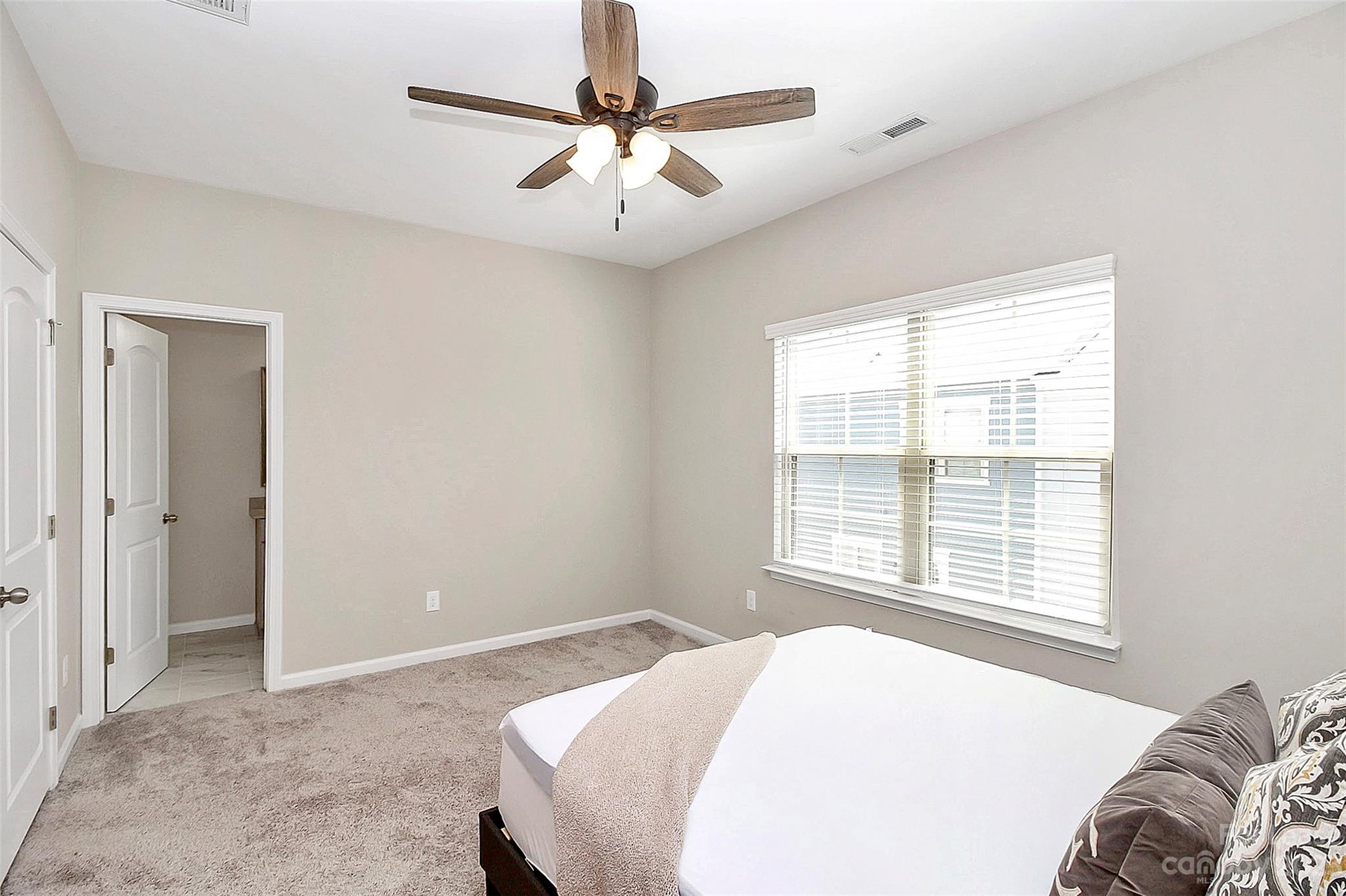 1018 Bexton Street Property Photo 7