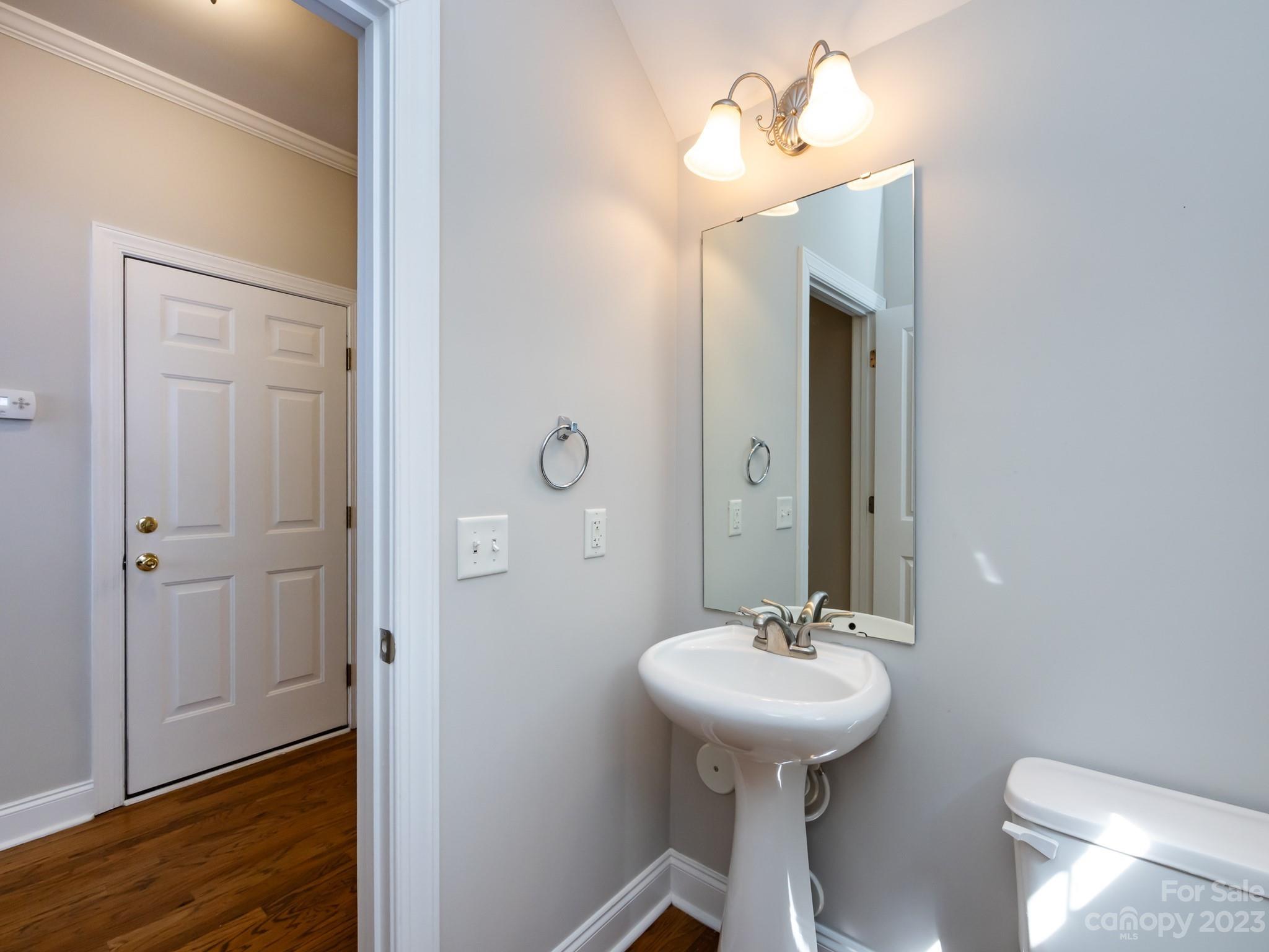 4670 Dabney Vigor Drive Property Photo 10