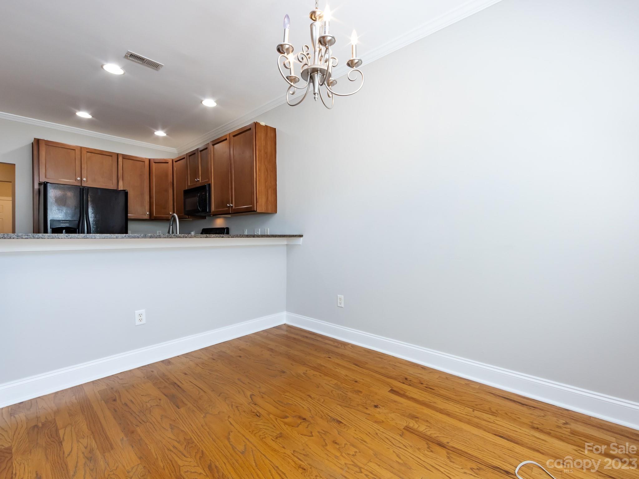 4670 Dabney Vigor Drive Property Photo 15