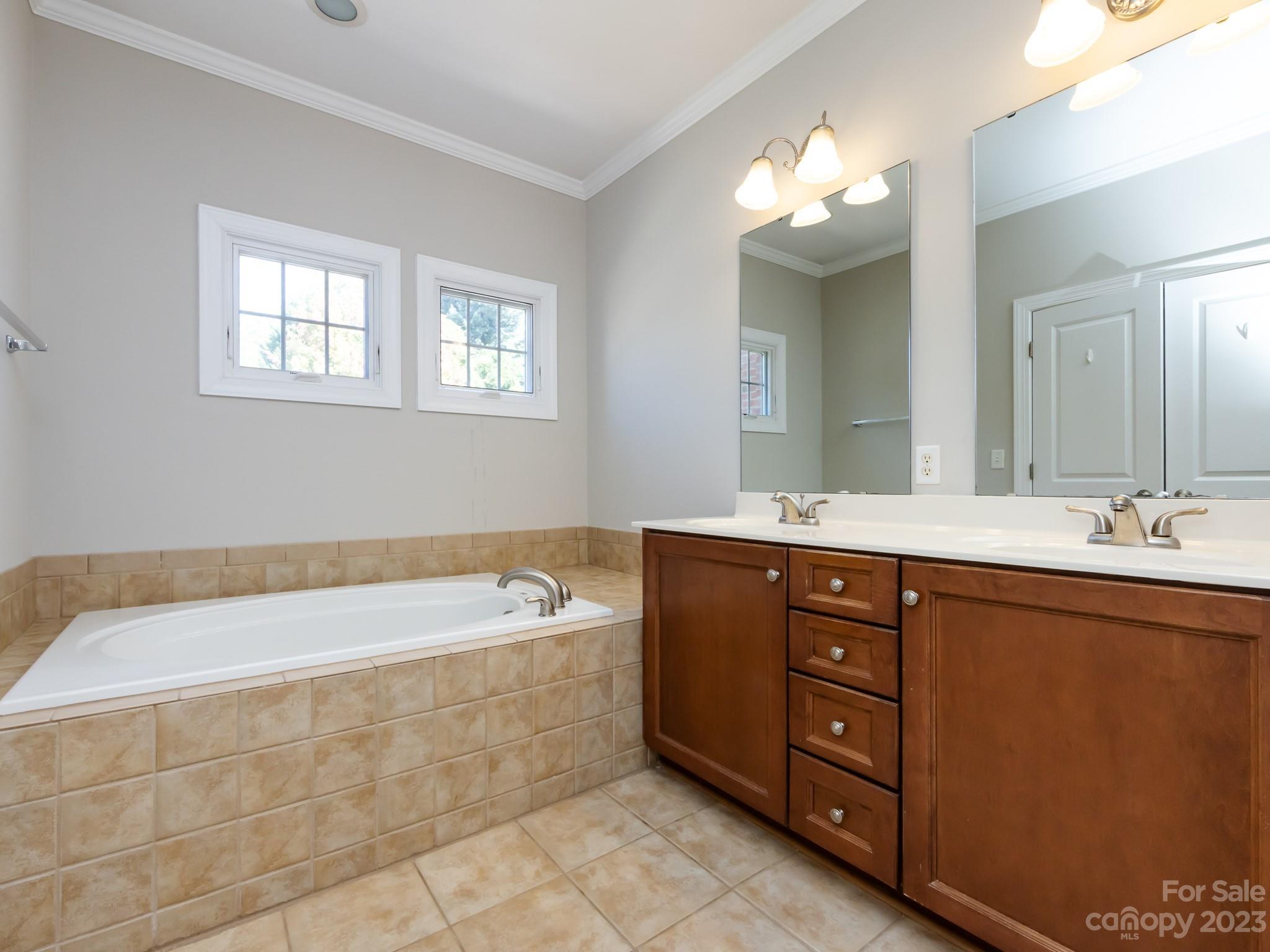 4670 Dabney Vigor Drive Property Photo 32