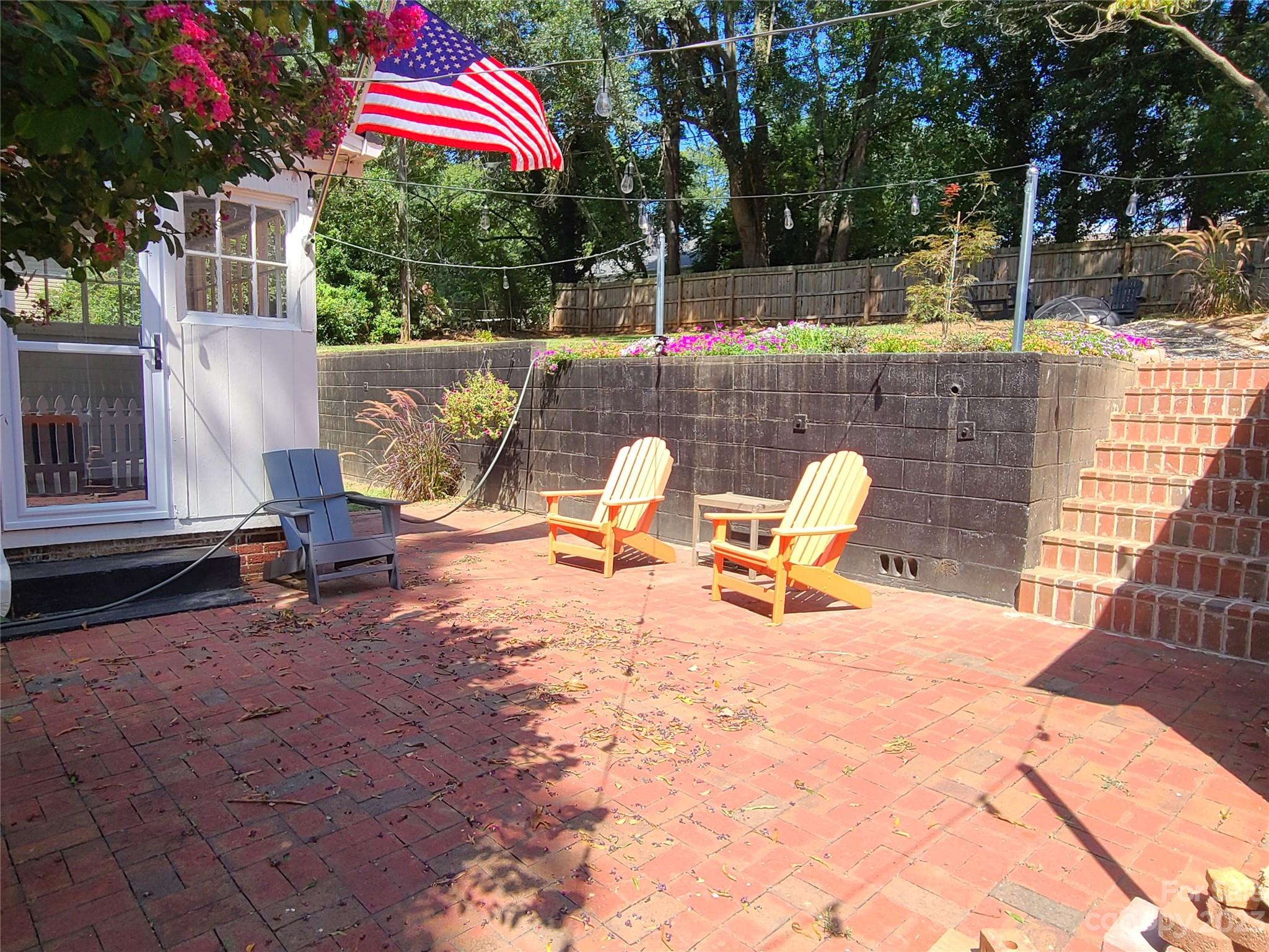 132 15th Avenue Property Photo 4