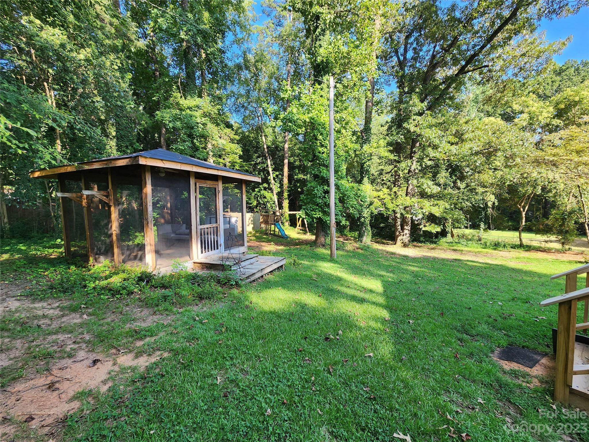 148 Palaside Drive Property Photo 17
