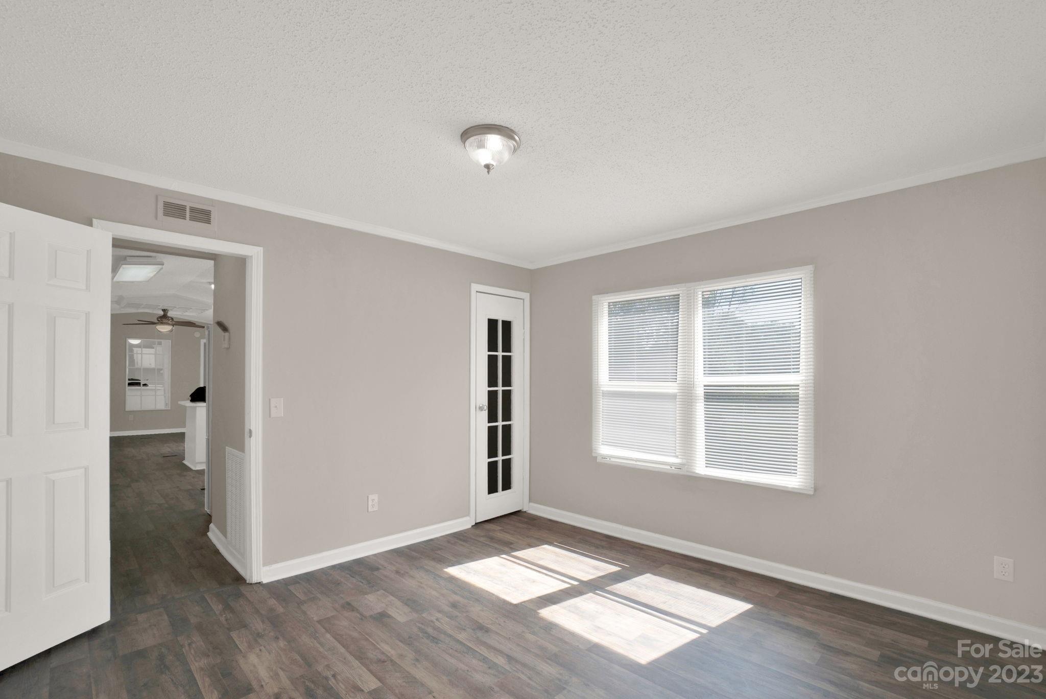 1438 Chatfield Road Property Photo 7
