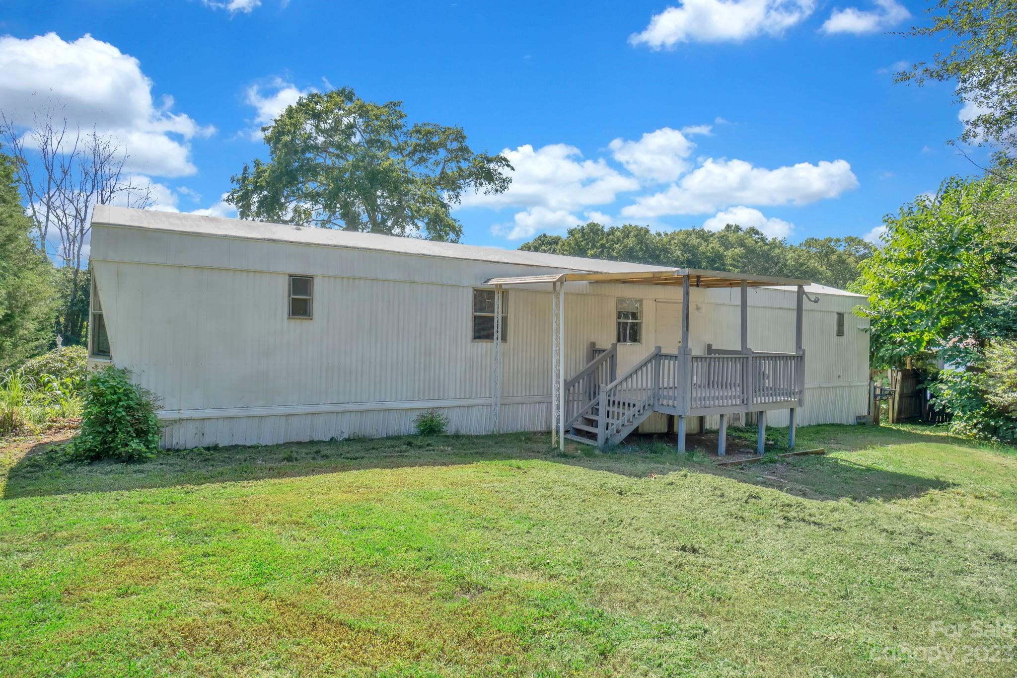 1438 Chatfield Road Property Photo 16