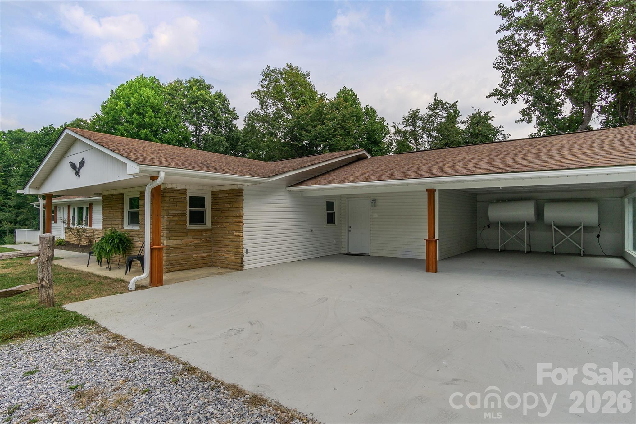 468 Deer Park Lake Road Property Photo 3