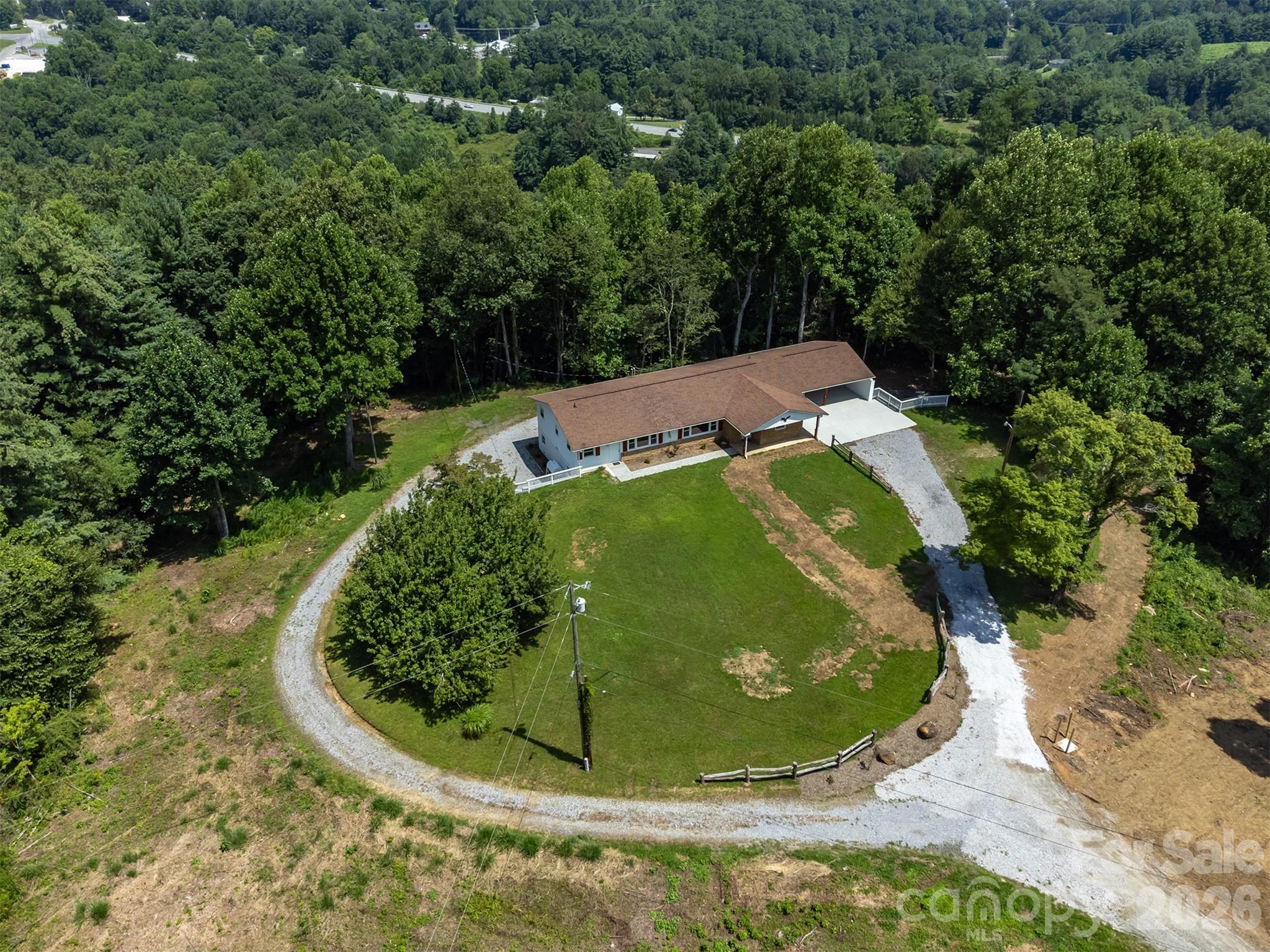 468 Deer Park Lake Road Property Photo 4