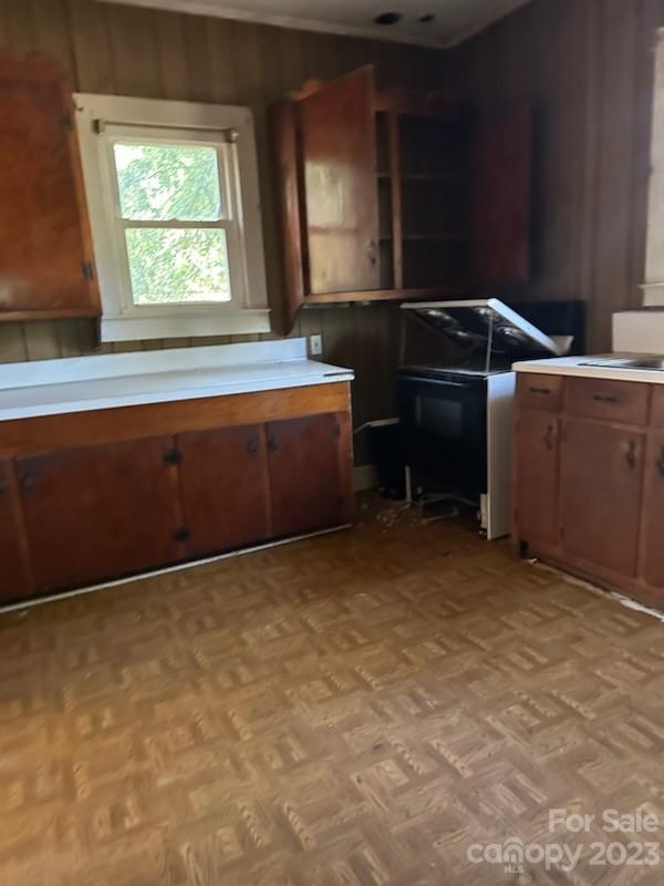 753 Central Drive Property Photo 8