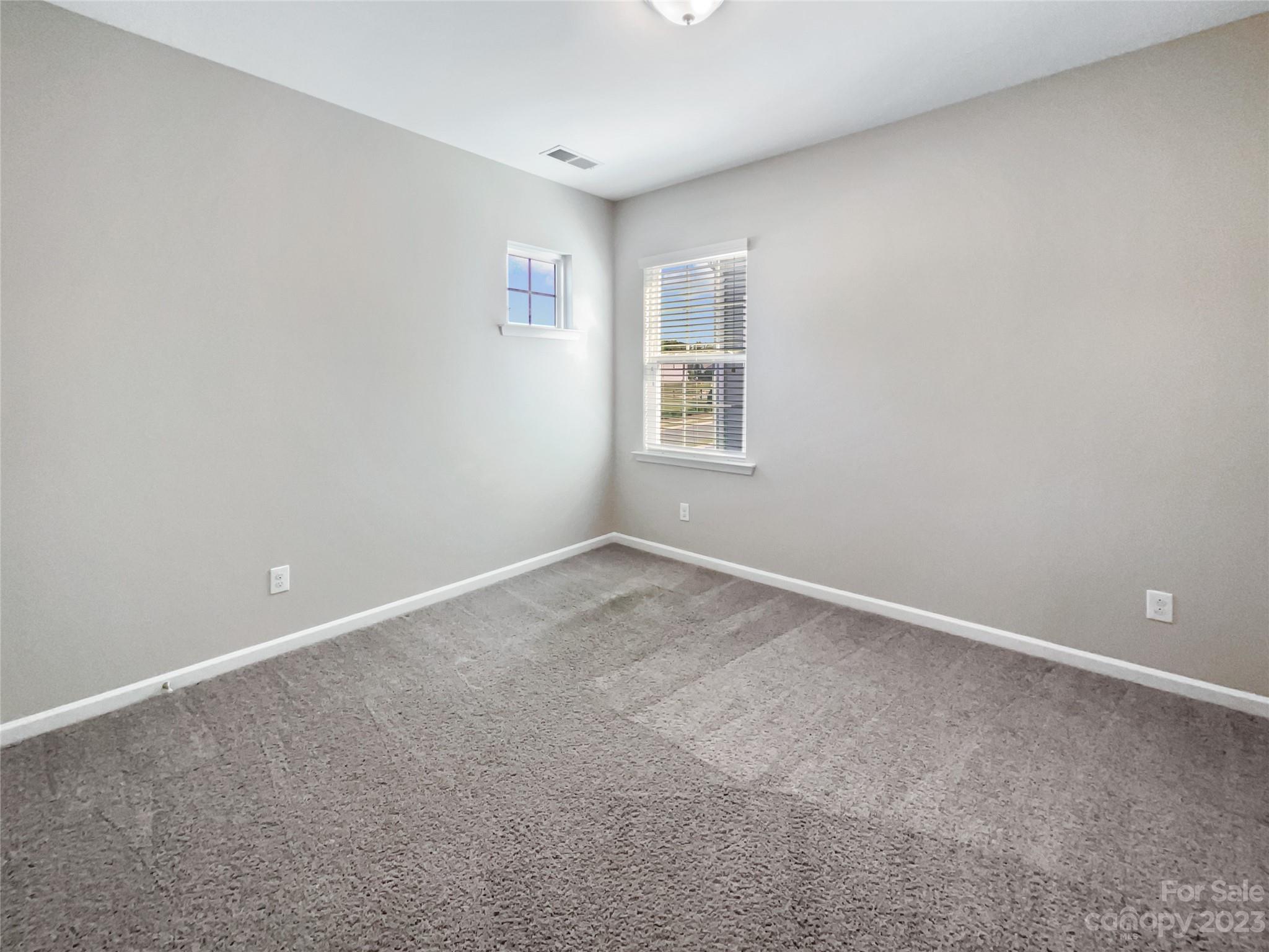 5008 Waterloo Drive Property Photo 16