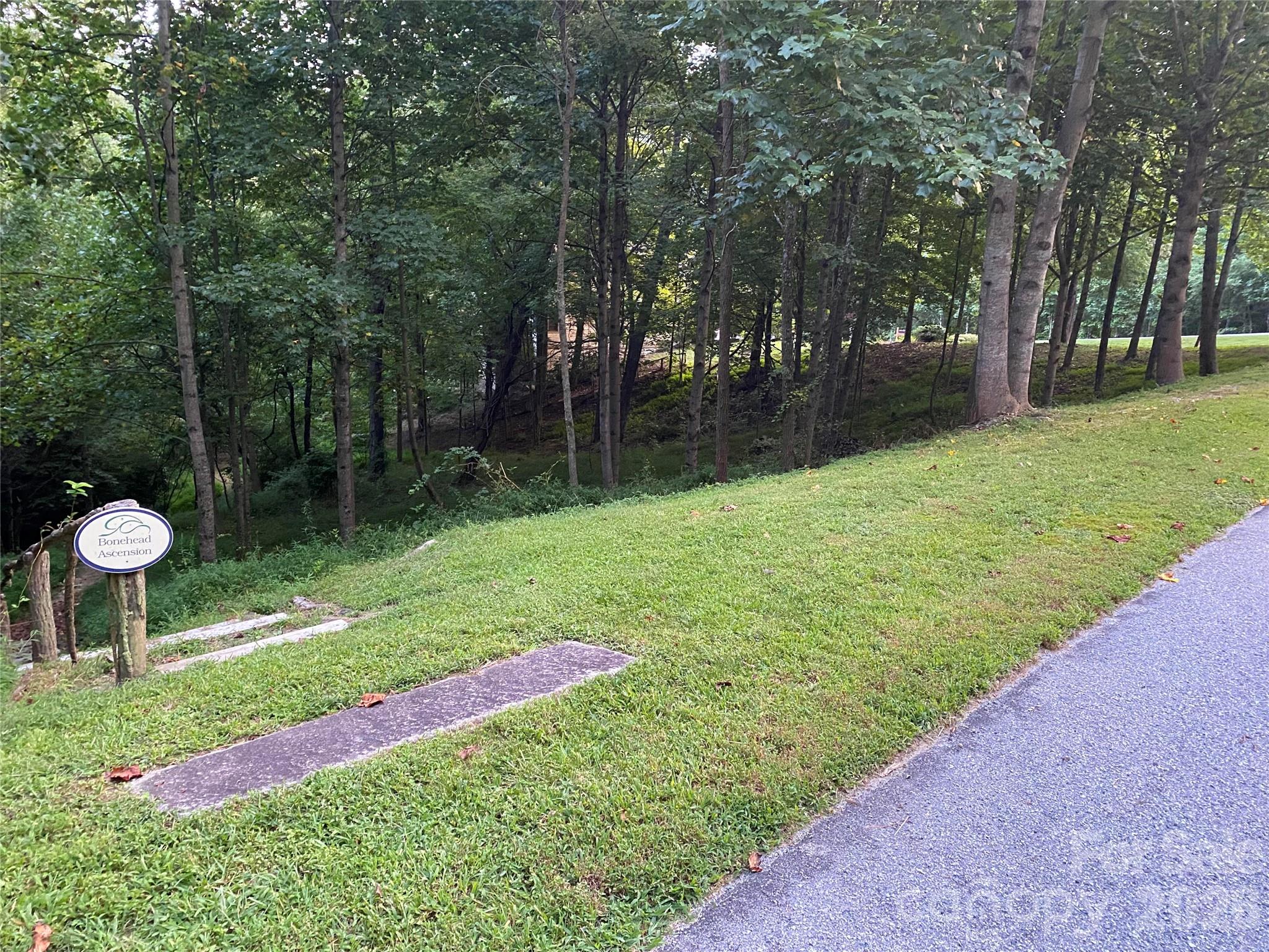 270 Somersby Parkway 8 Property Photo 5