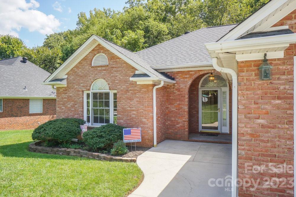 2193 Purple Martin Drive Property Photo 4