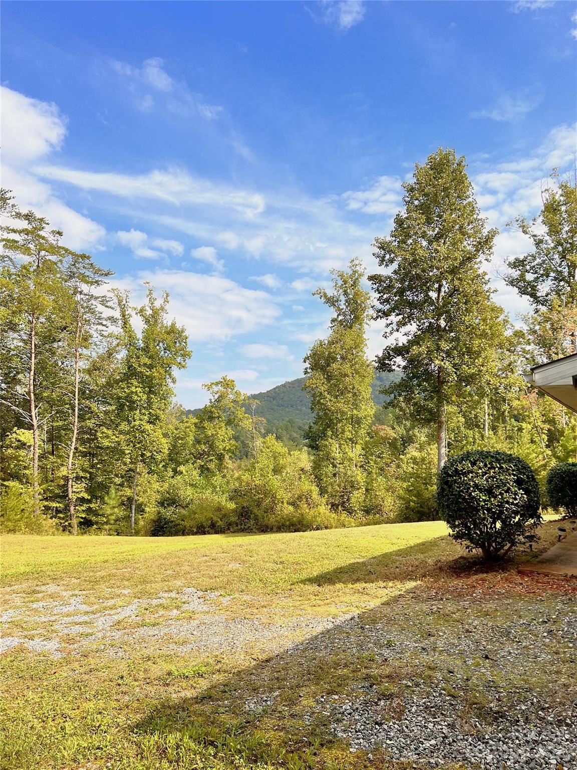2673 Cove Road Property Photo 6