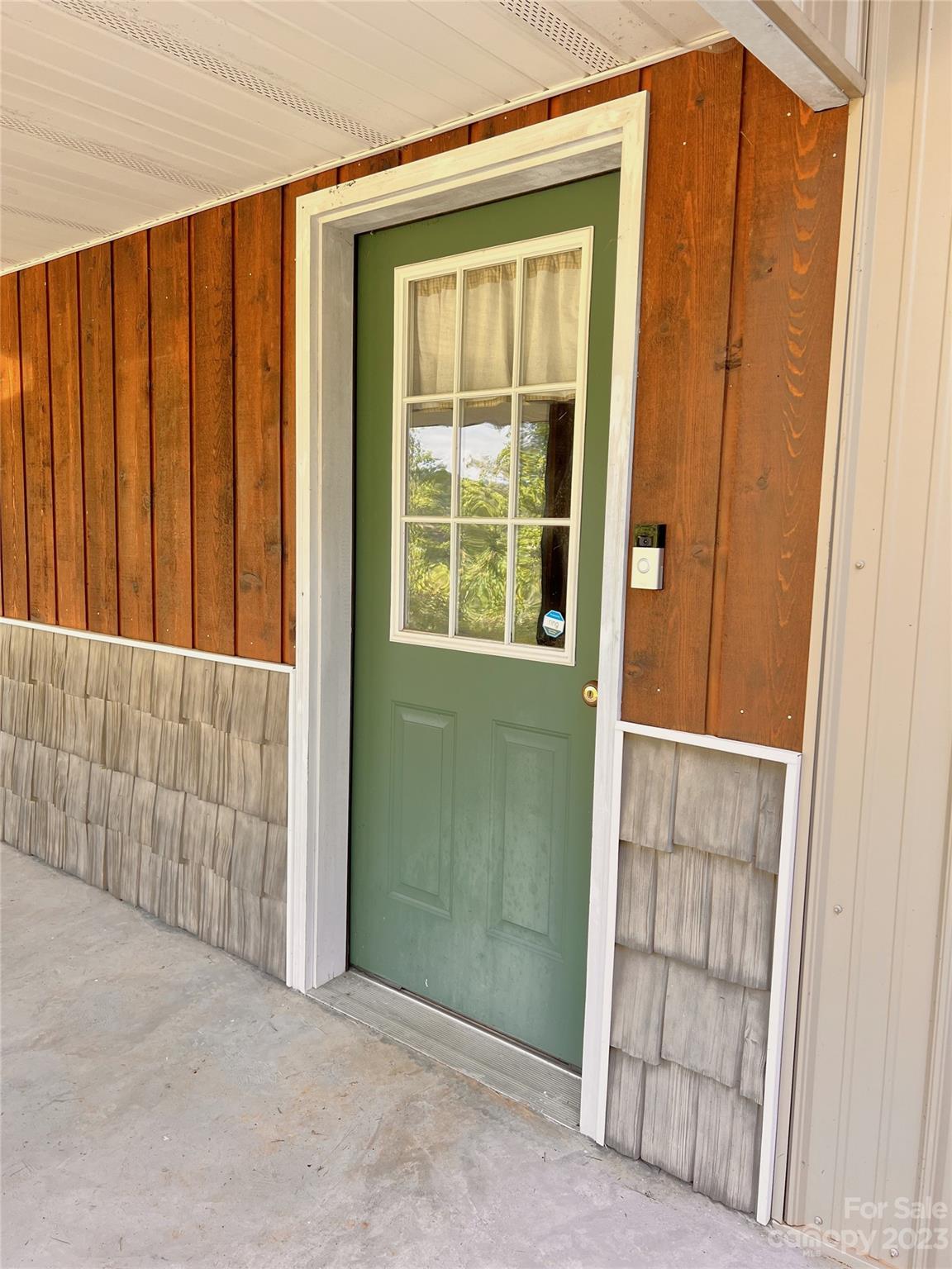 2673 Cove Road Property Photo 10