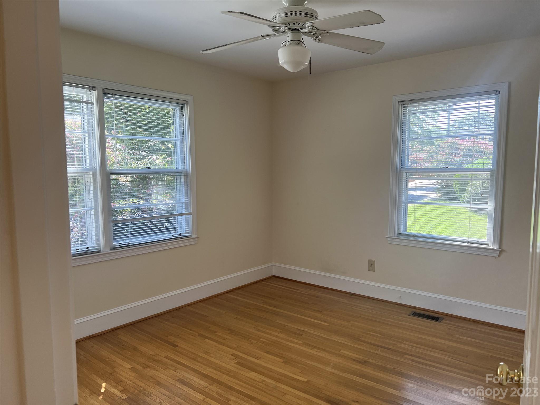 230 Victoria Avenue Property Photo 9