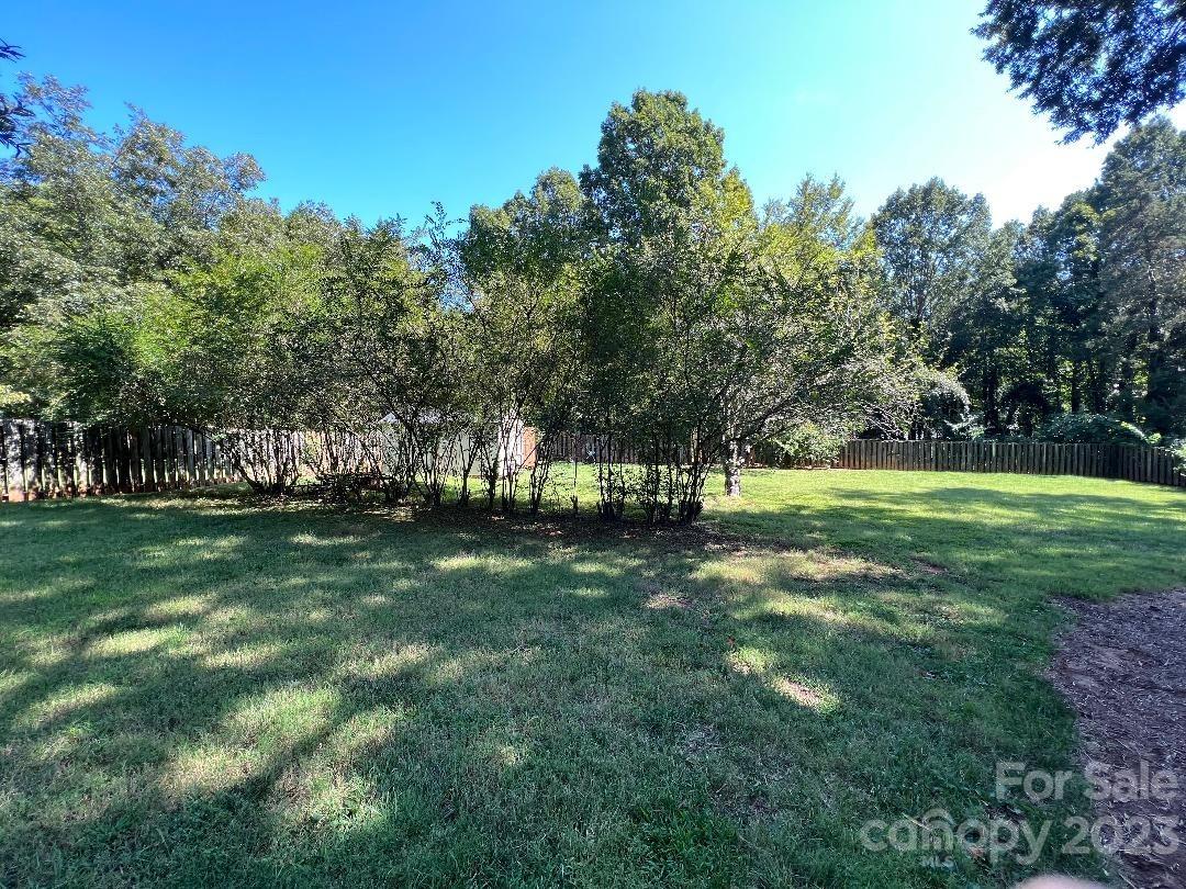 304 E Church Street Property Photo 11