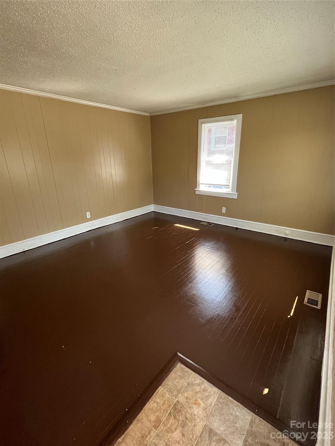 820 West Boulevard Property Photo 2