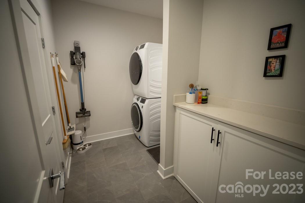 1235 Meadow Lane Property Photo 23