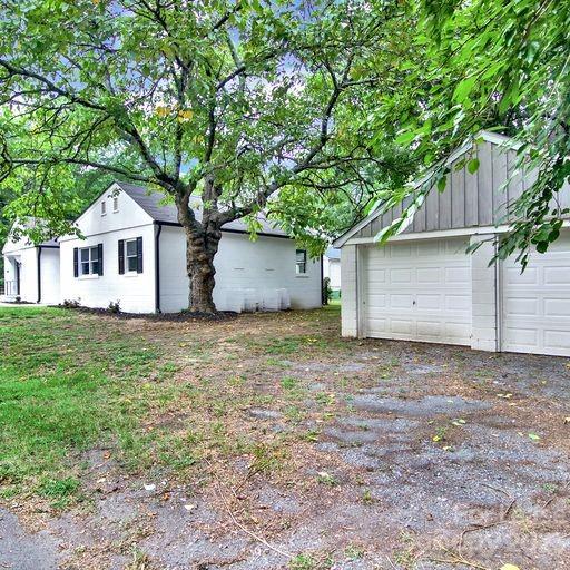701 Cotton Street Property Photo 4