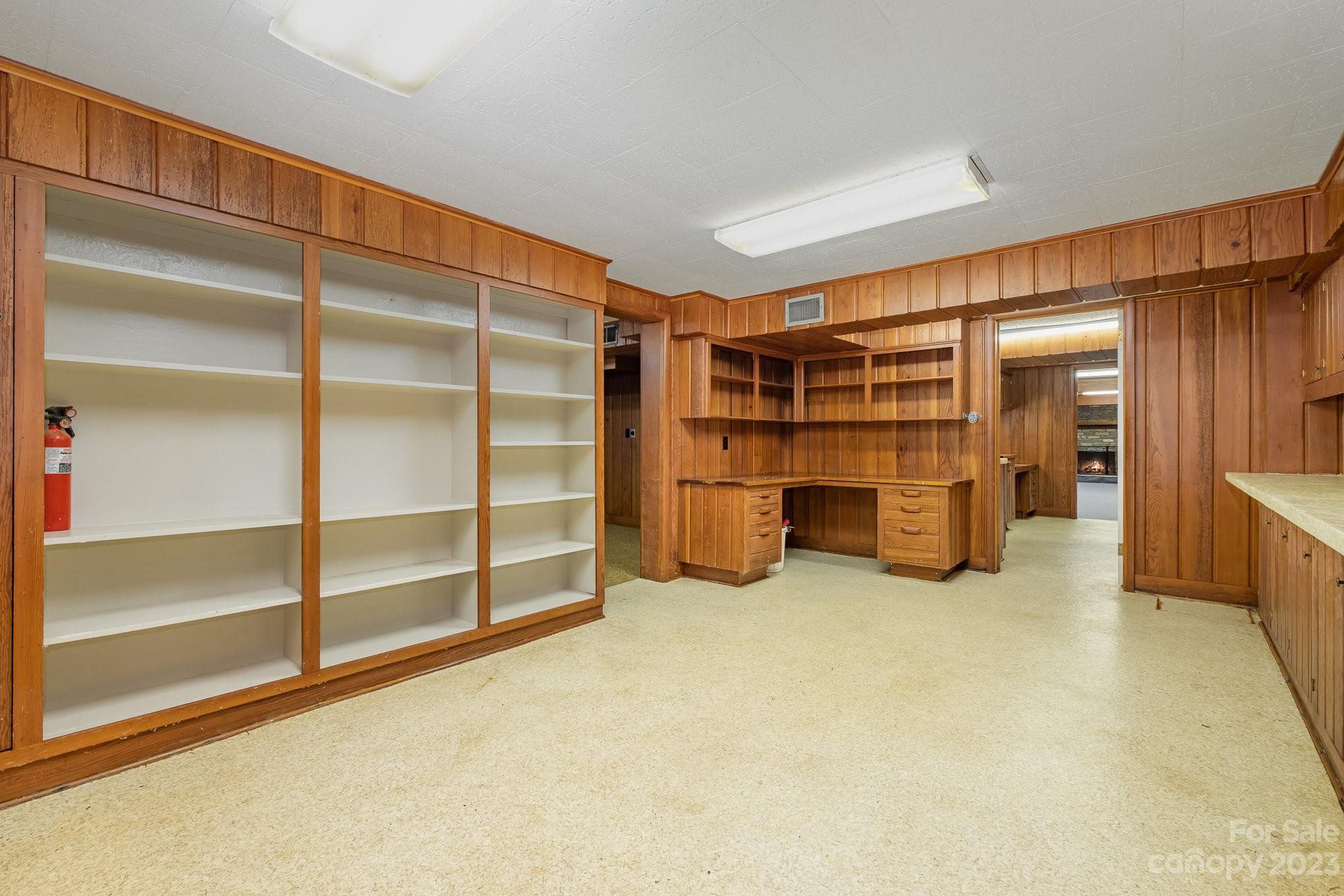 2756 Peachtree Road Property Photo 34