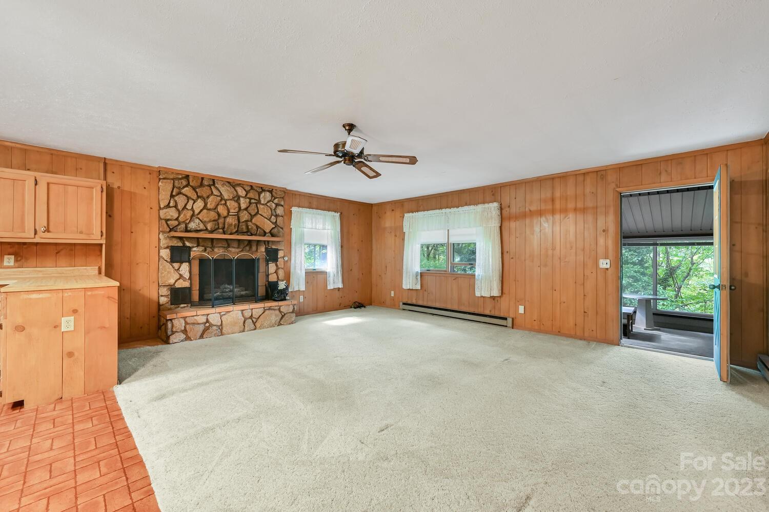 184 Harvey Osteen Road Property Photo 3
