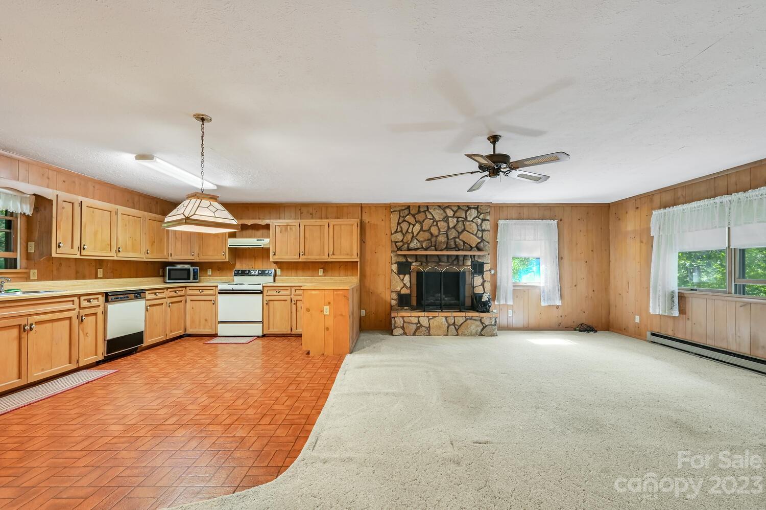 184 Harvey Osteen Road Property Photo 8