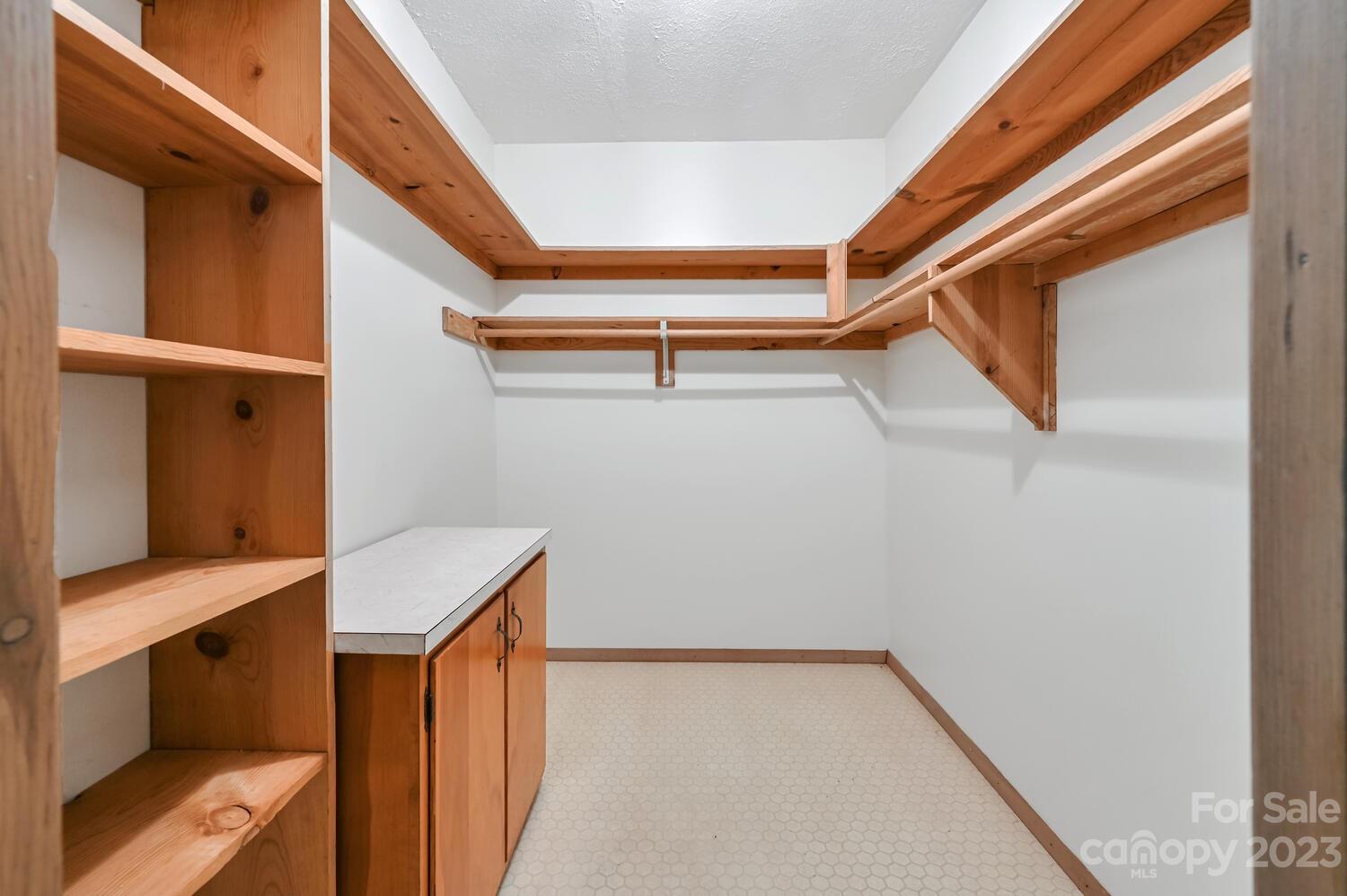 184 Harvey Osteen Road Property Photo 12