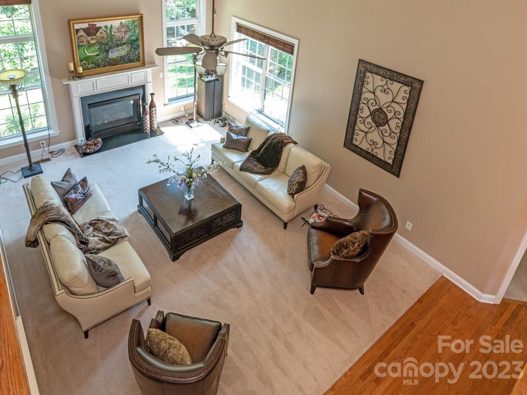 15024 Capricorn Lane Property Photo 3