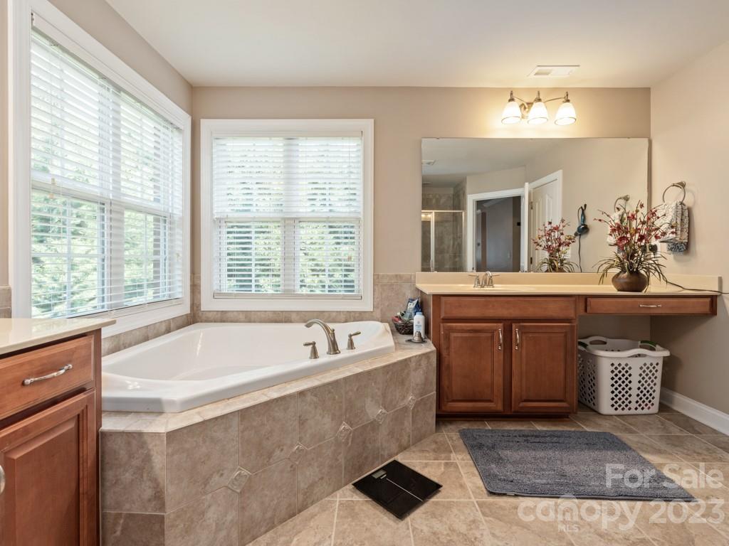15024 Capricorn Lane Property Photo 28