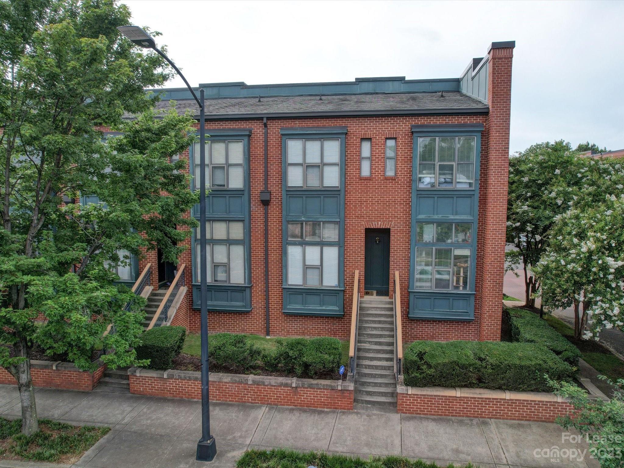 546 New Bern Station Court Property Photo 10