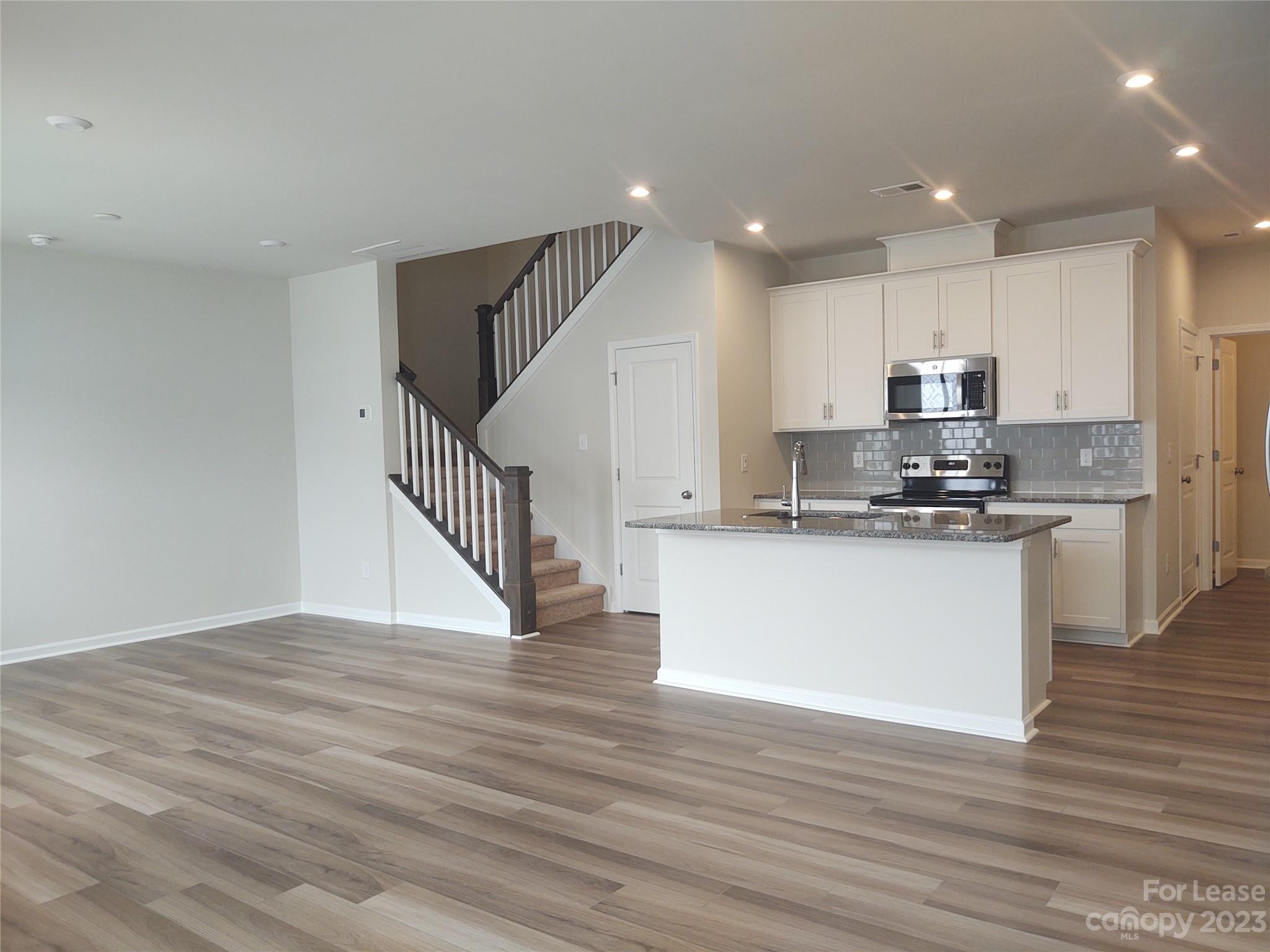 8830 Connover Hall Avenue Property Photo 2