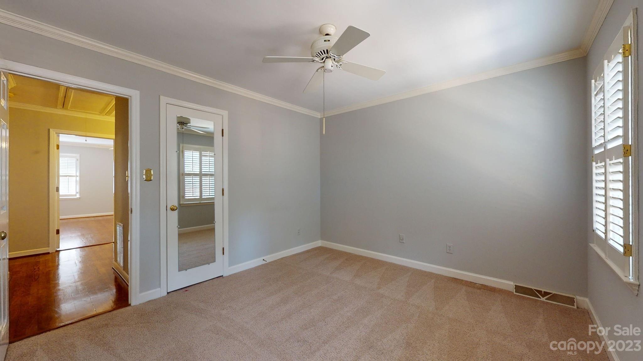 4351 Woodglen Lane Property Photo 24