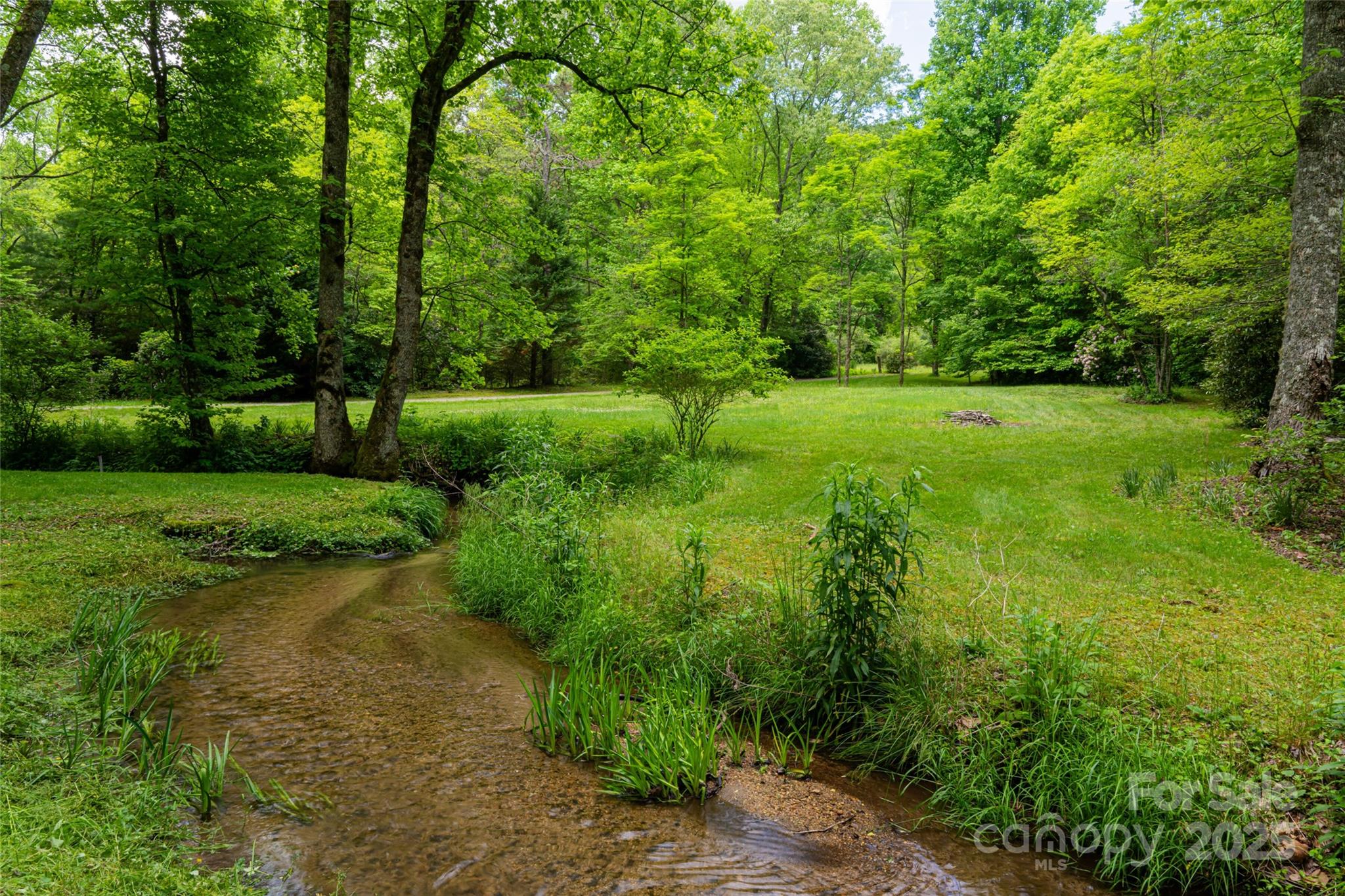 380 Old Powell Road Property Photo 46