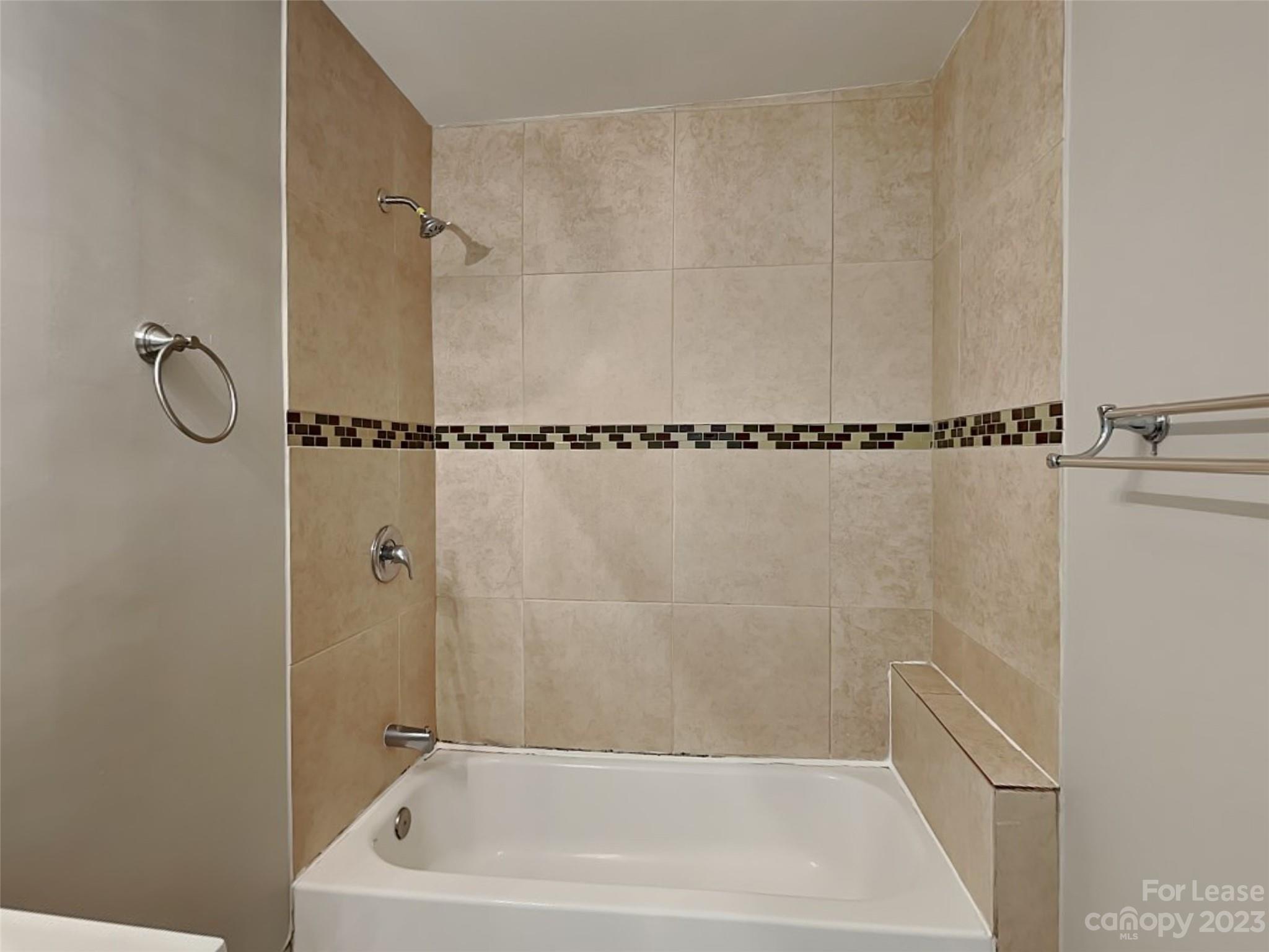 106 Eastside Drive Property Photo 9