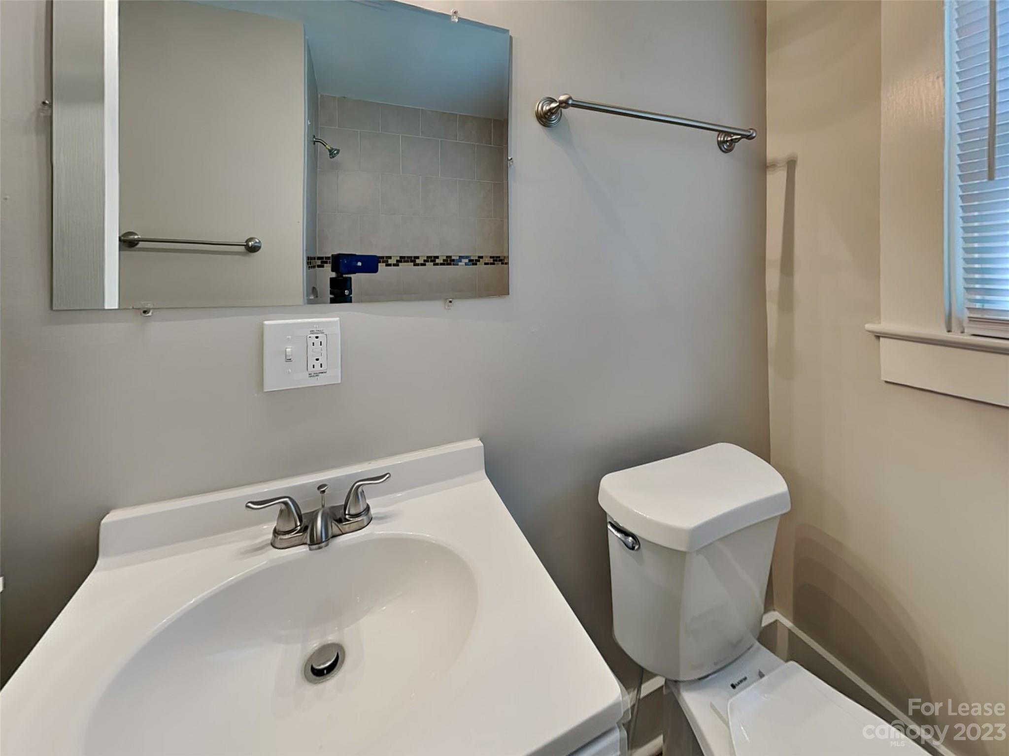 106 Eastside Drive Property Photo 12