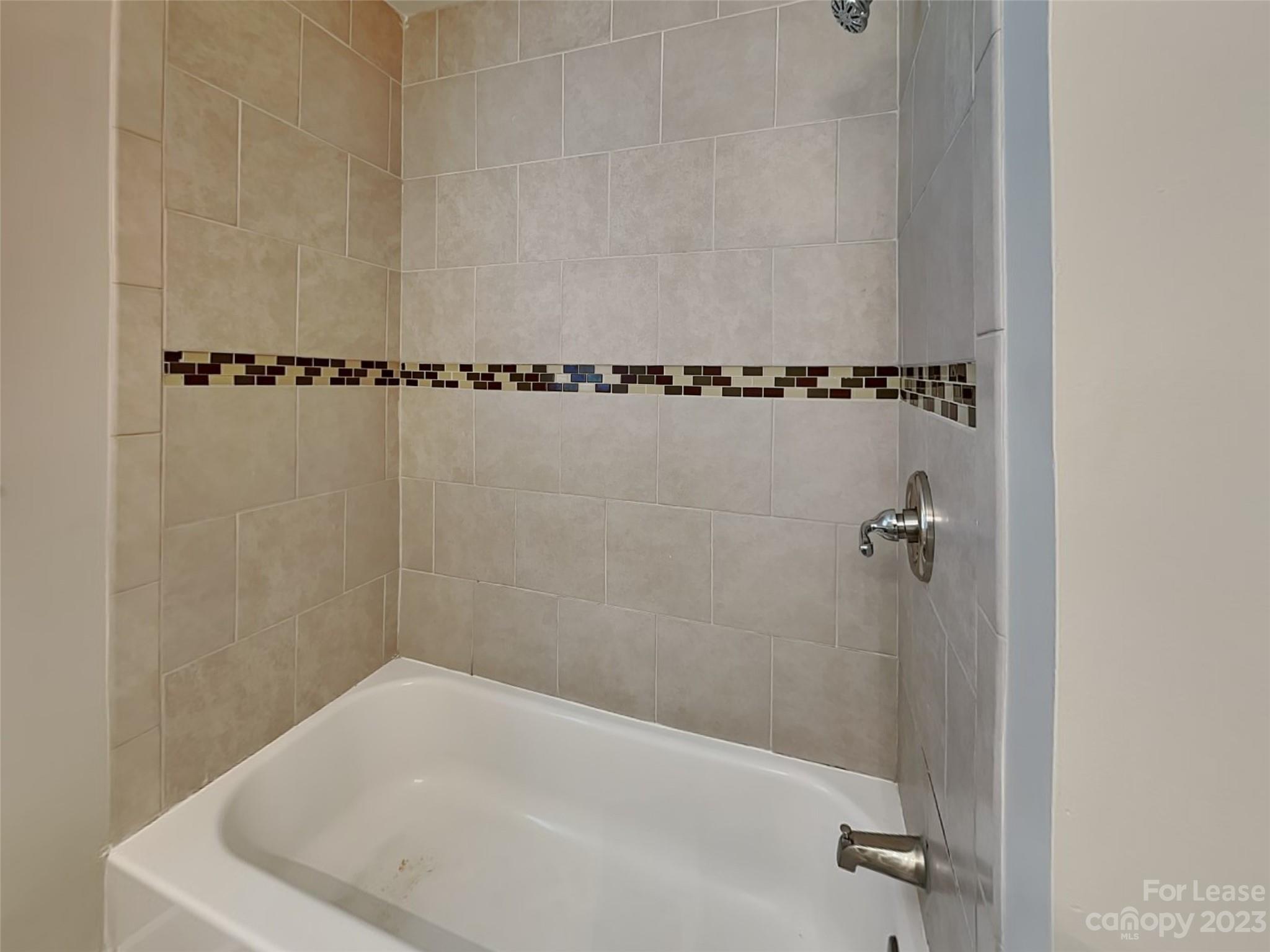 106 Eastside Drive Property Photo 13