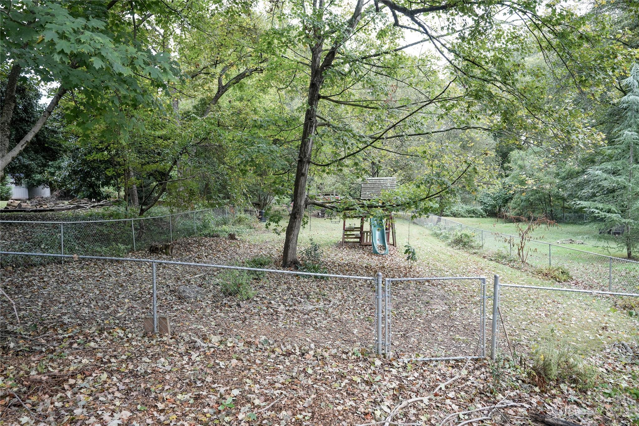 345 W Center Avenue Property Photo 27