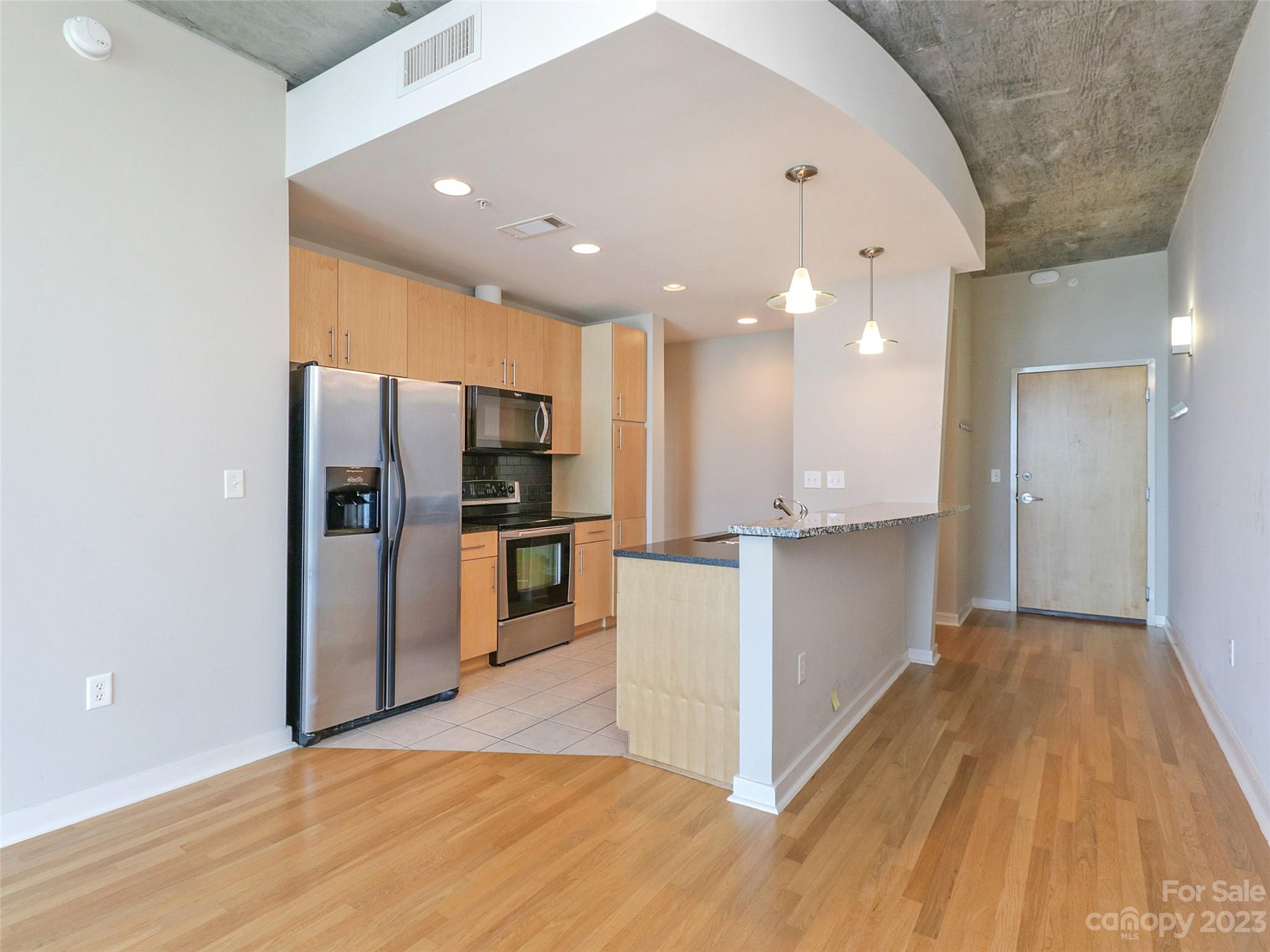 210 N Church Street 2206 Property Photo 10