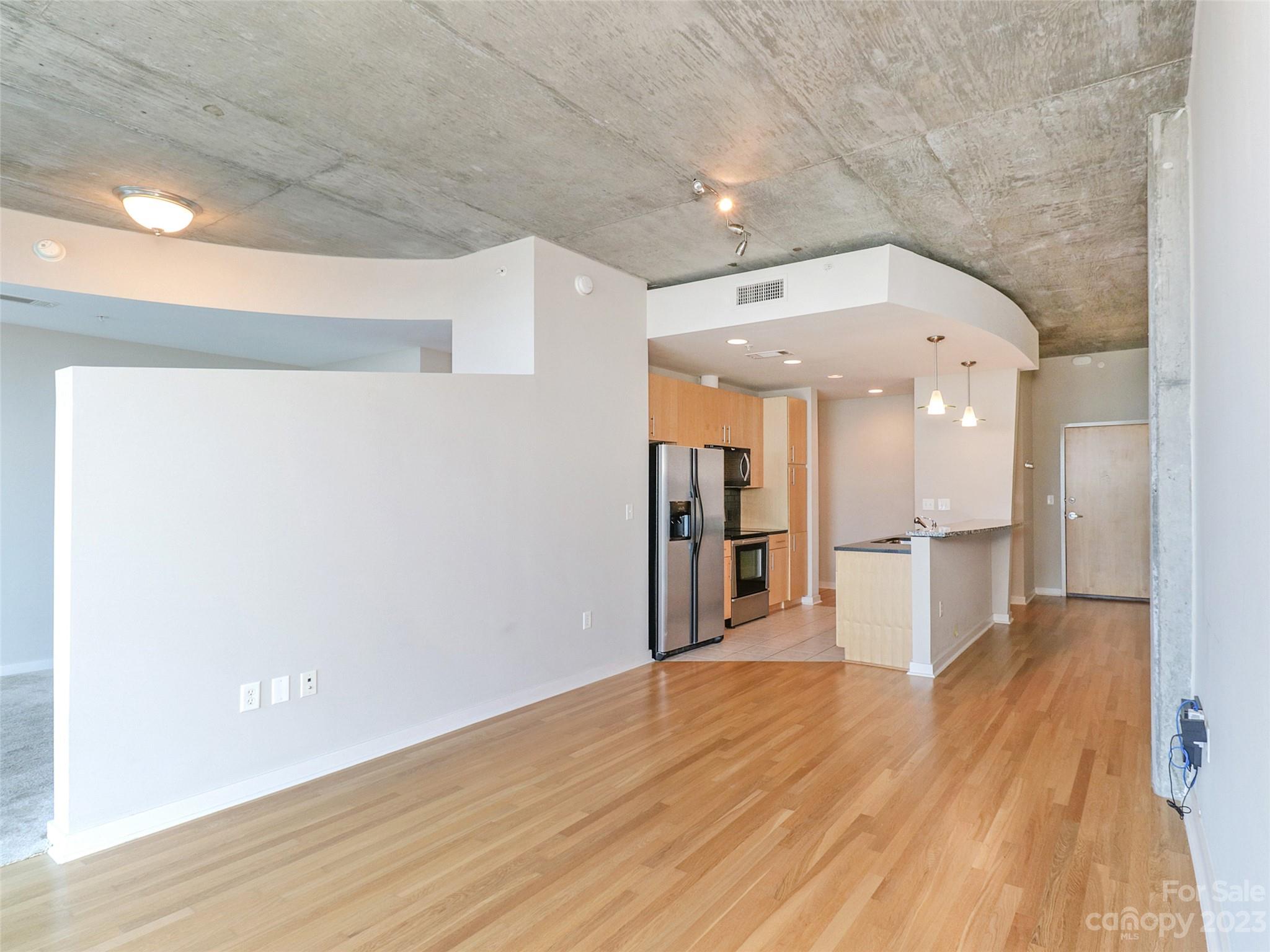 210 N Church Street 2206 Property Photo 20