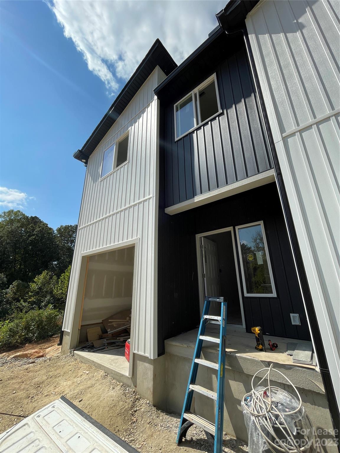 3987 Flat Rock Road Property Photo 1
