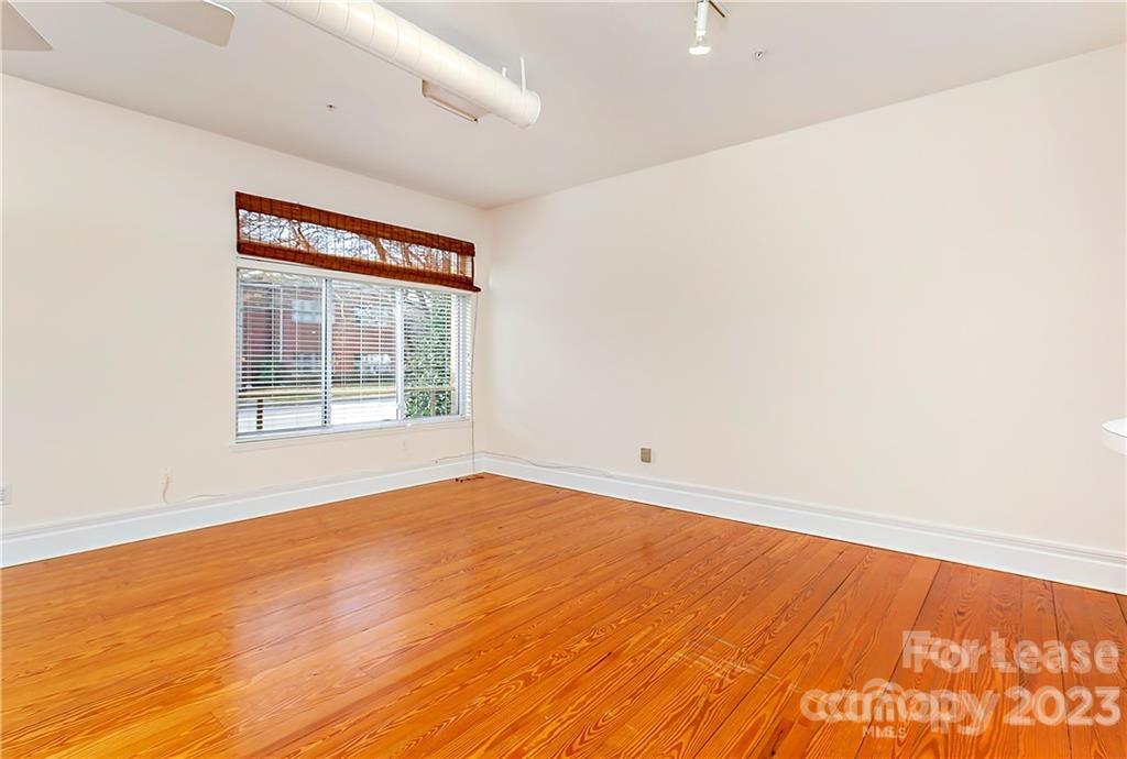 404 N Laurel Avenue 9 Property Photo 11