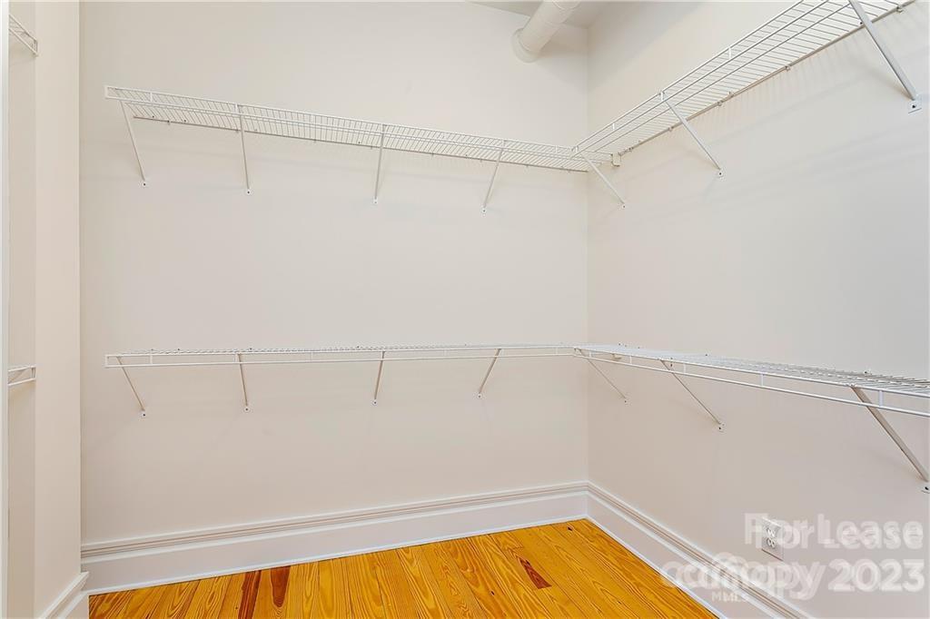 404 N Laurel Avenue 9 Property Photo 14